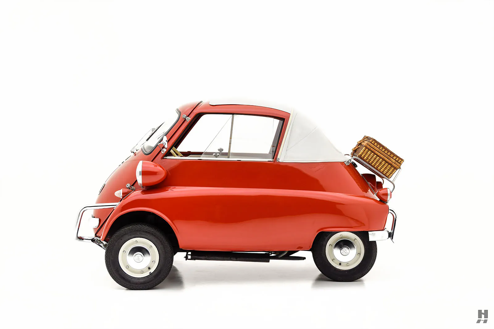 1957 BMW Isetta 300 1dr Cabriolet Courtesy of Hyman Ltd.