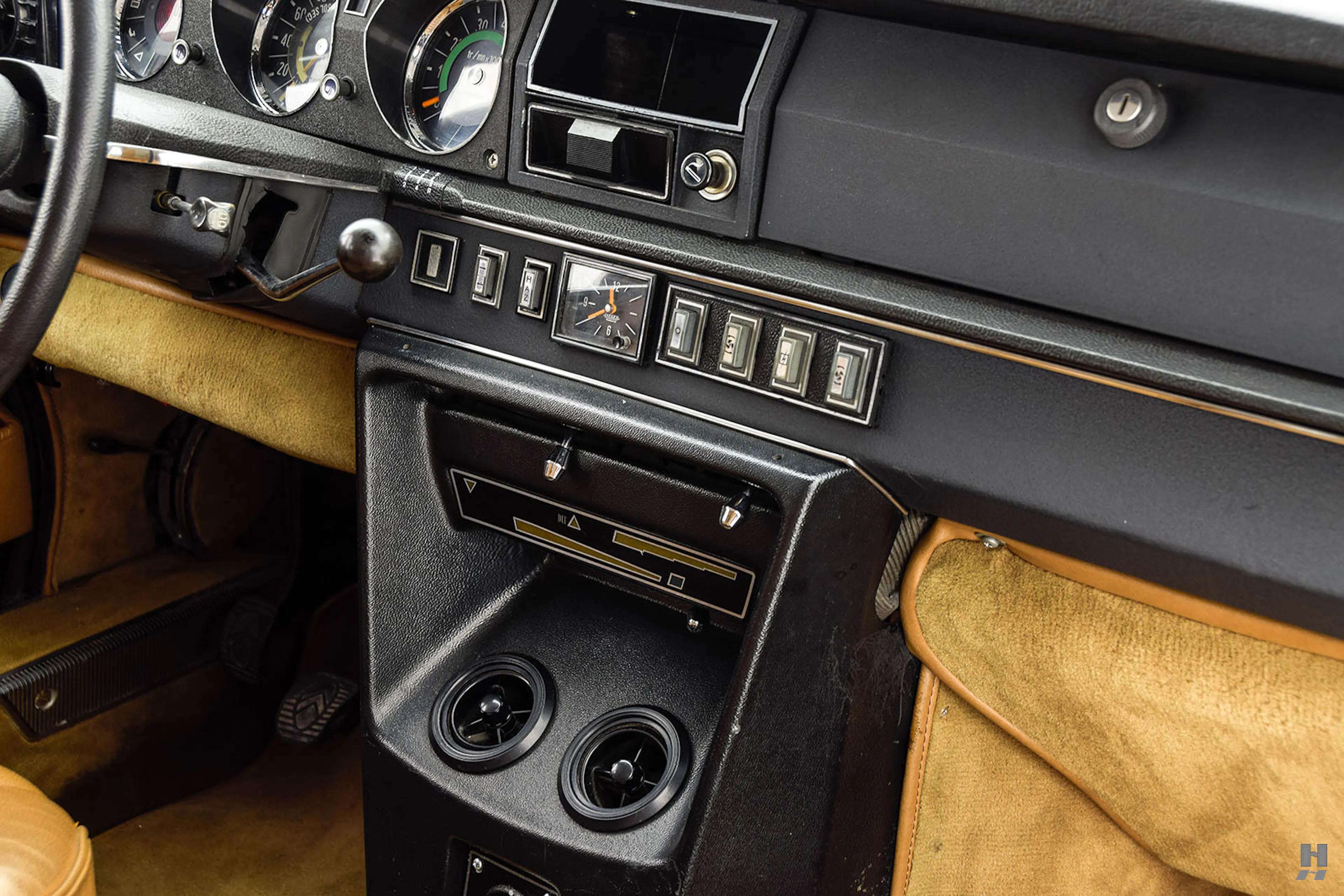 1972 Citroën DS21 Pallas 4dr Sedan Courtesy of Hyman Ltd.