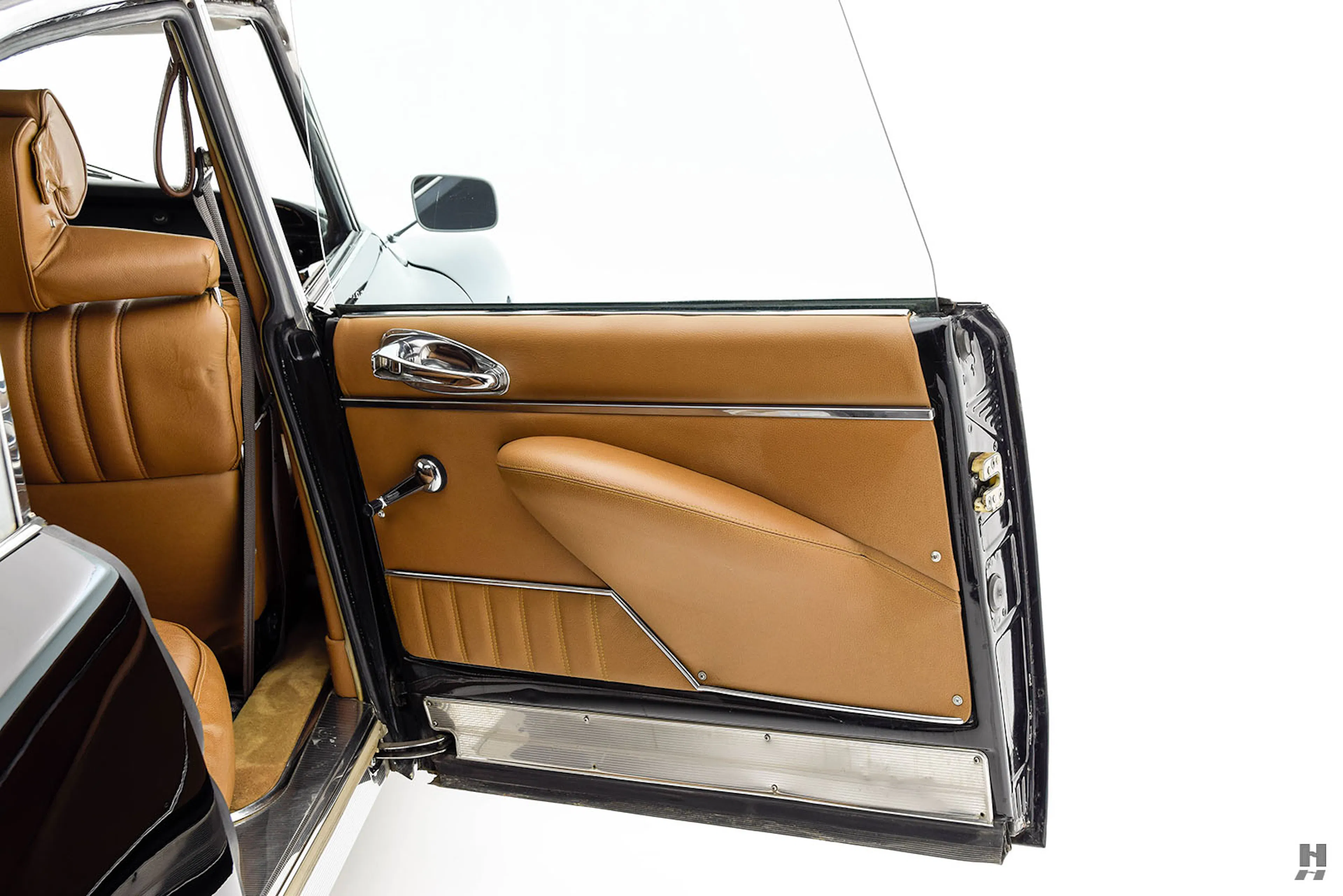 1972 Citroën DS21 Pallas 4dr Sedan Courtesy of Hyman Ltd.