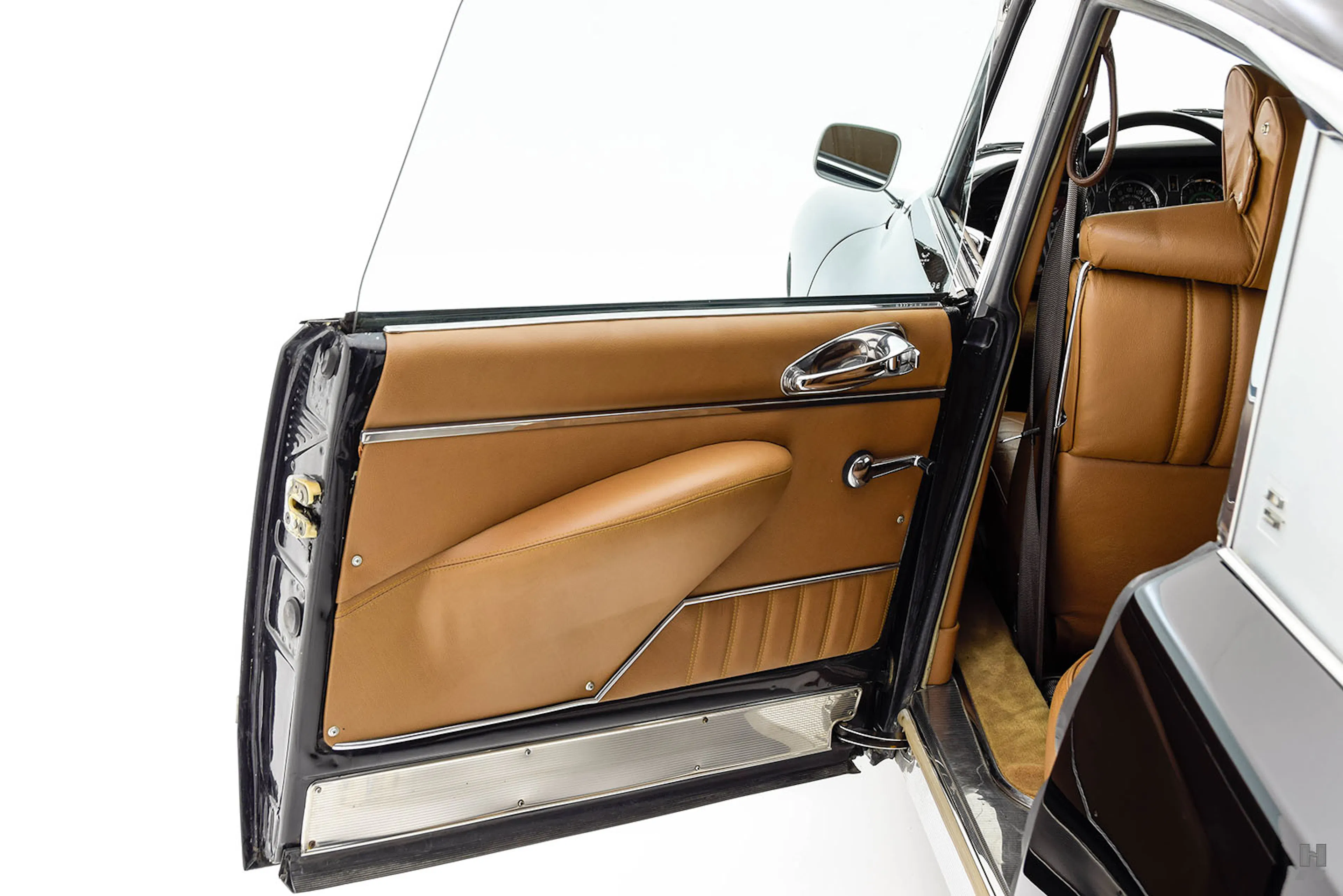 1972 Citroën DS21 Pallas 4dr Sedan Courtesy of Hyman Ltd.