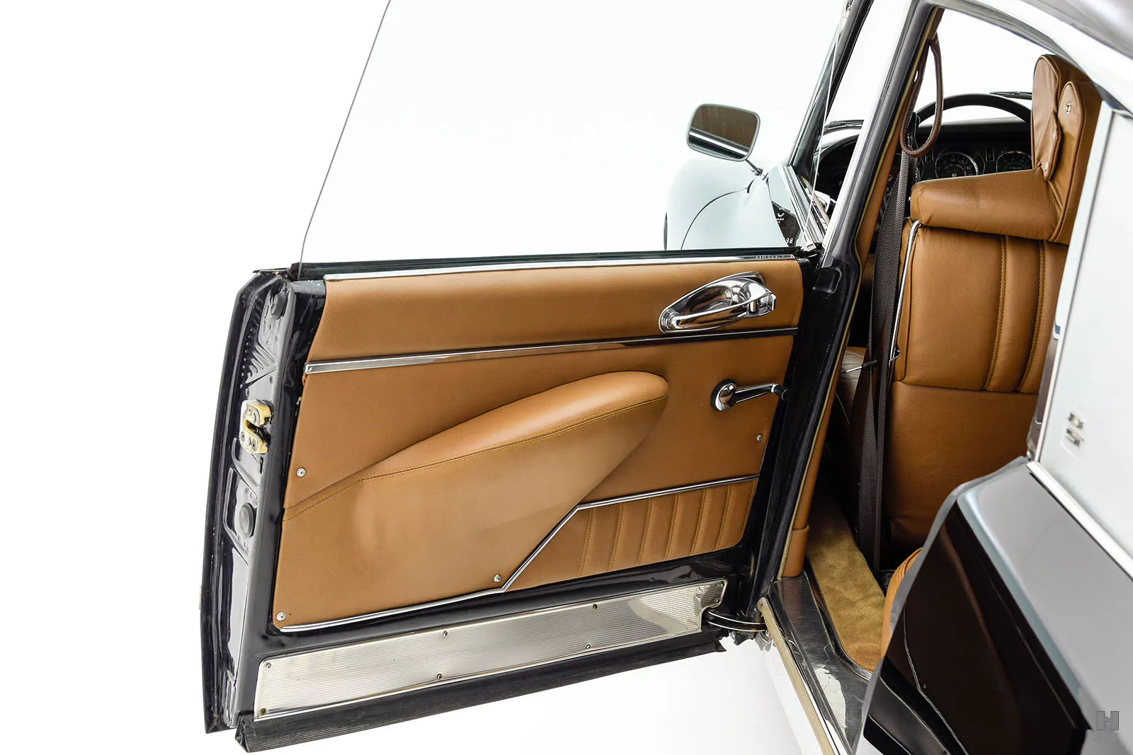 1972 Citroën DS21 Pallas 4dr Sedan Courtesy of Hyman Ltd.