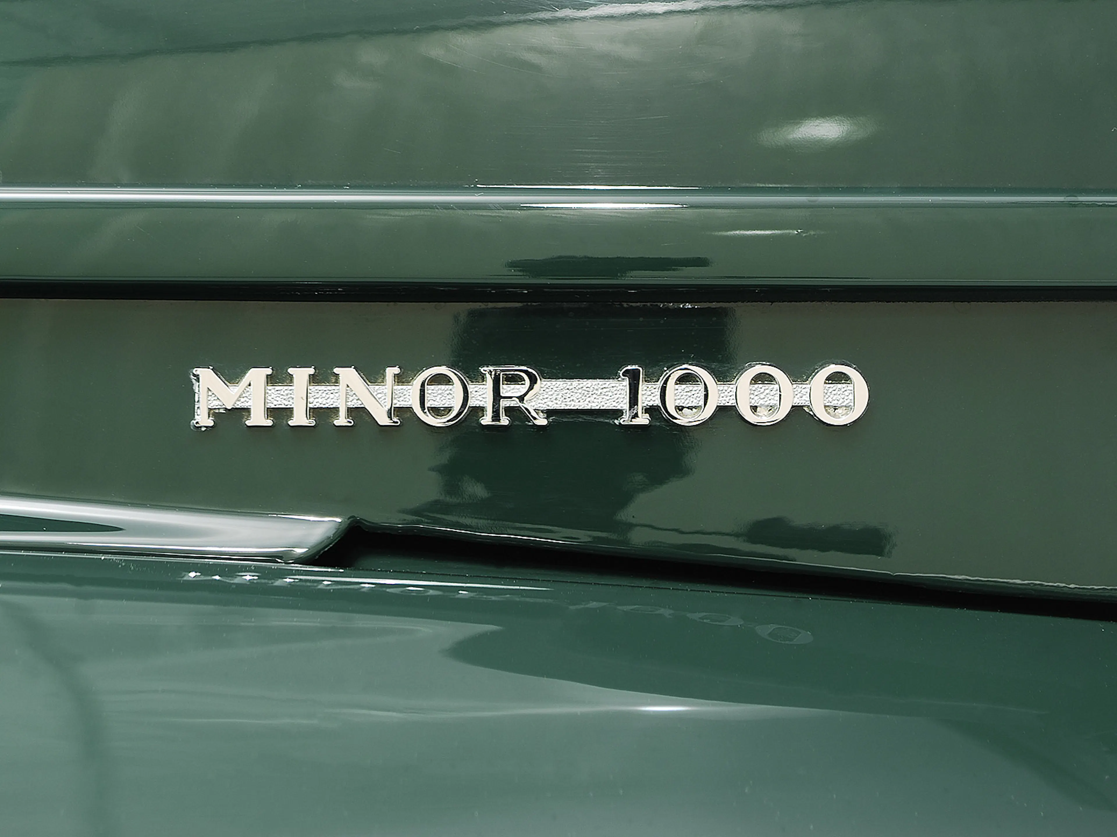 1960 Morris Minor 1000 2dr Sedan Courtesy of Hyman Ltd.