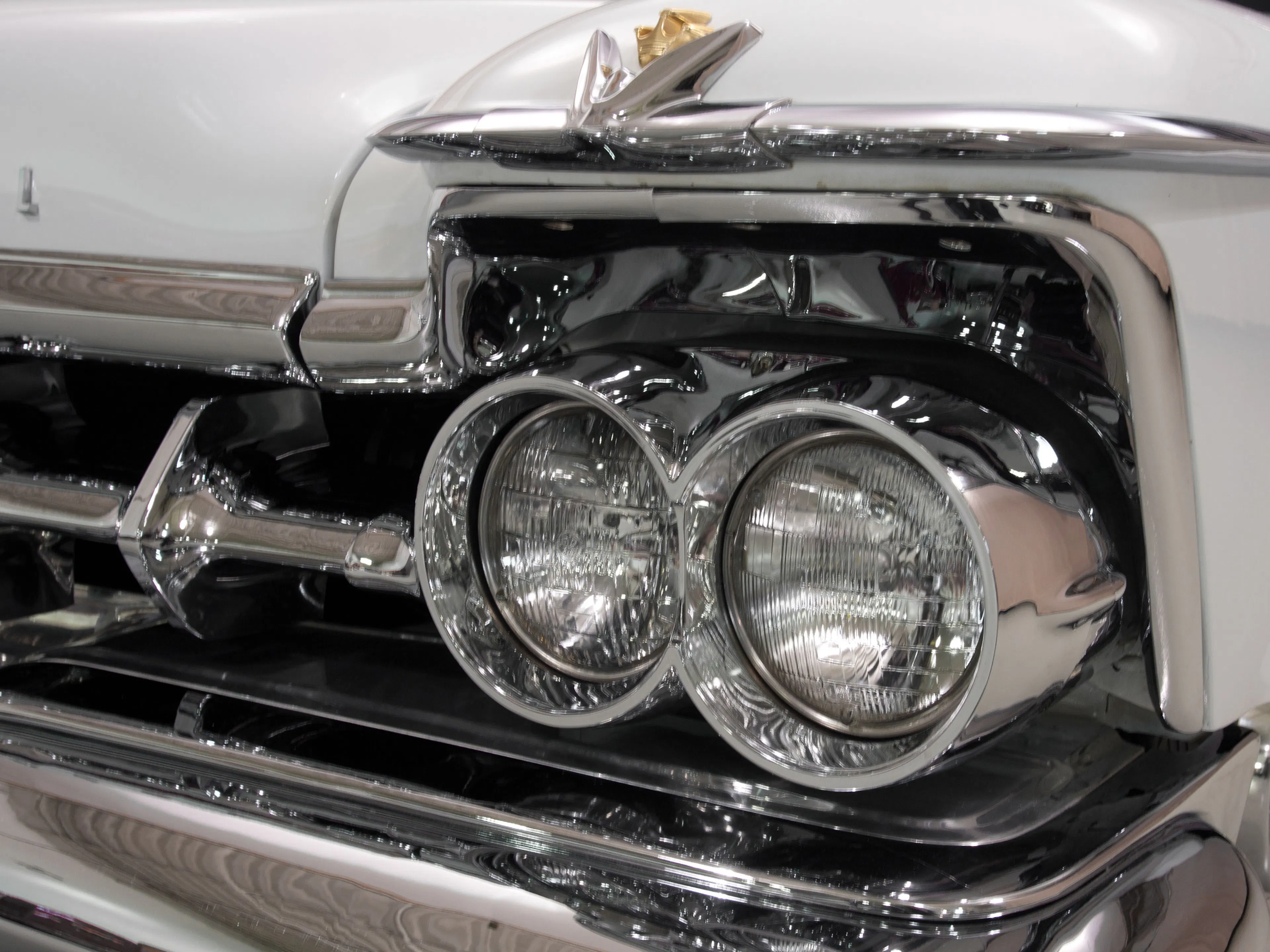 1959 Imperial Imperial Crown 4dr Southhampton Hardtop Courtesy of Hyman Ltd.