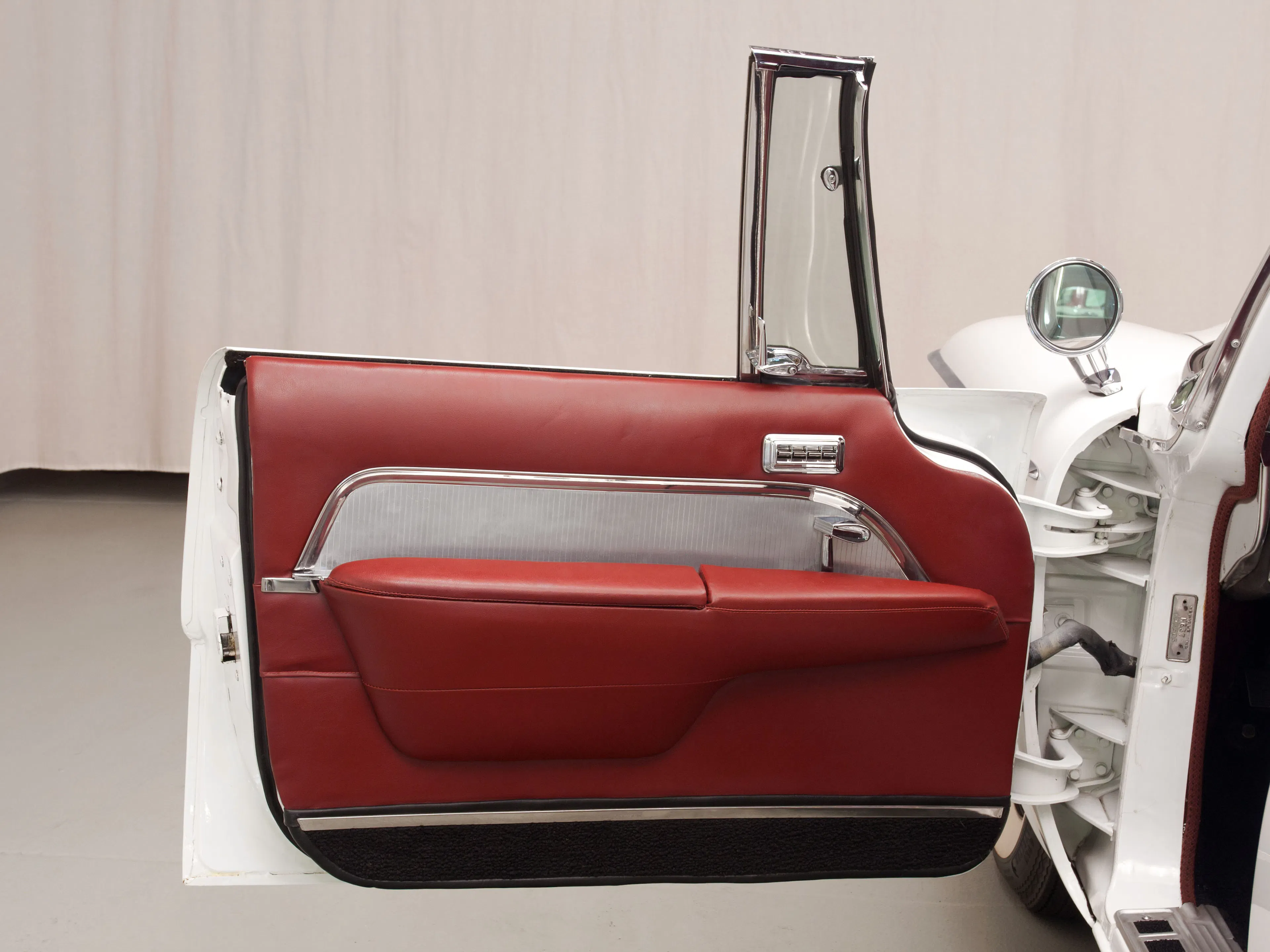 1959 Imperial Imperial Crown 4dr Southhampton Hardtop Courtesy of Hyman Ltd.