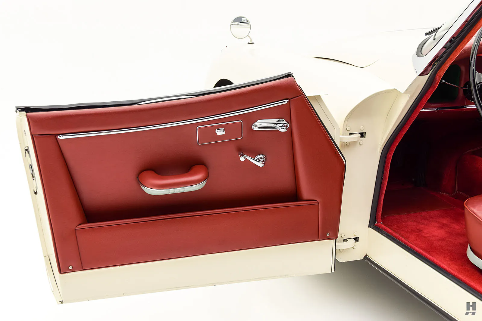1958 Jaguar XK 150 S 2dr Roadster Courtesy of Hyman Ltd.