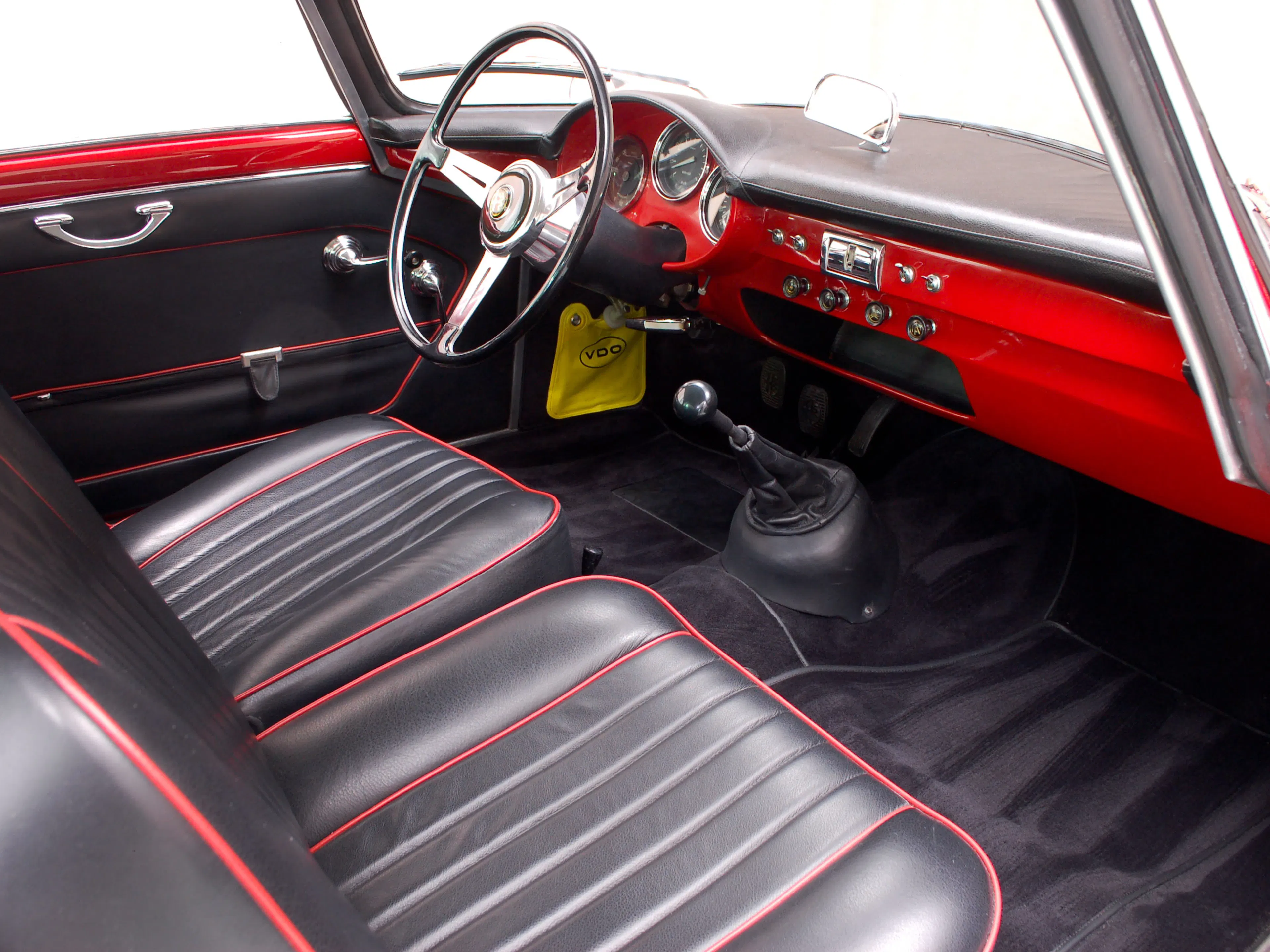 1961 Alfa Romeo Giulietta Sprint Speciale 2dr Coupe Courtesy of Hyman Ltd.