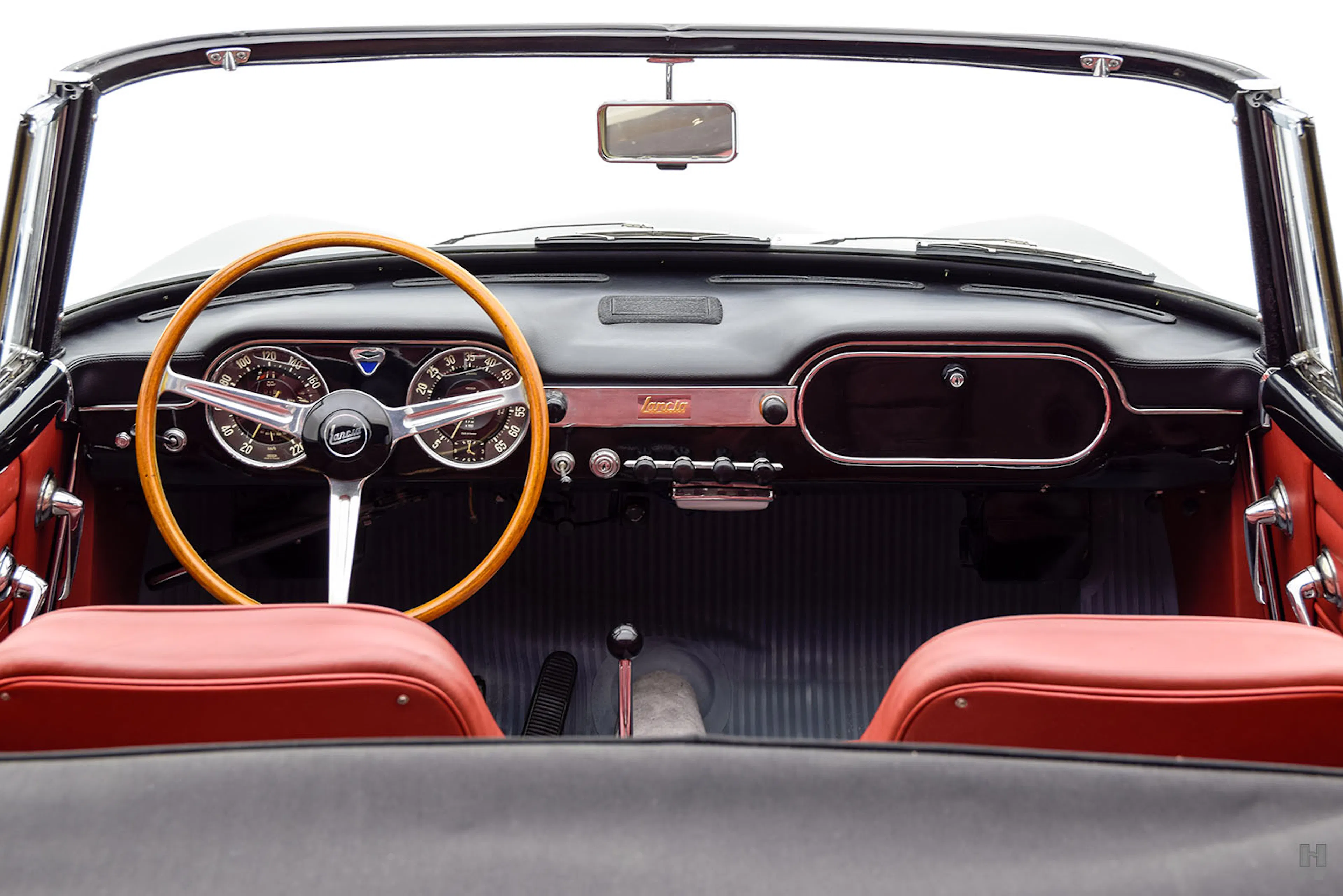 1963 Lancia Flaminia Touring GT 2dr Convertible Courtesy of Hyman Ltd.