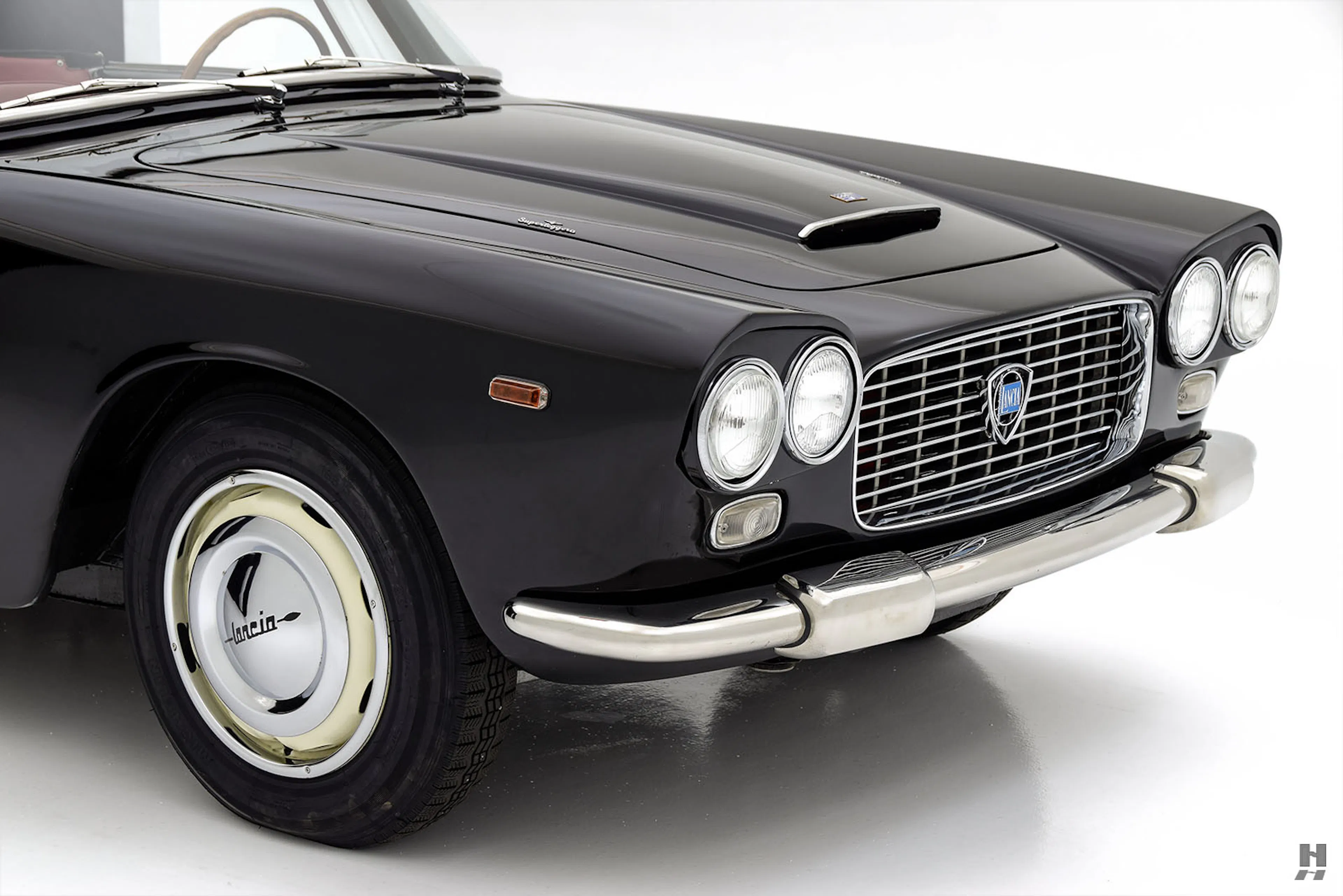 1963 Lancia Flaminia Touring GT 2dr Convertible Courtesy of Hyman Ltd.