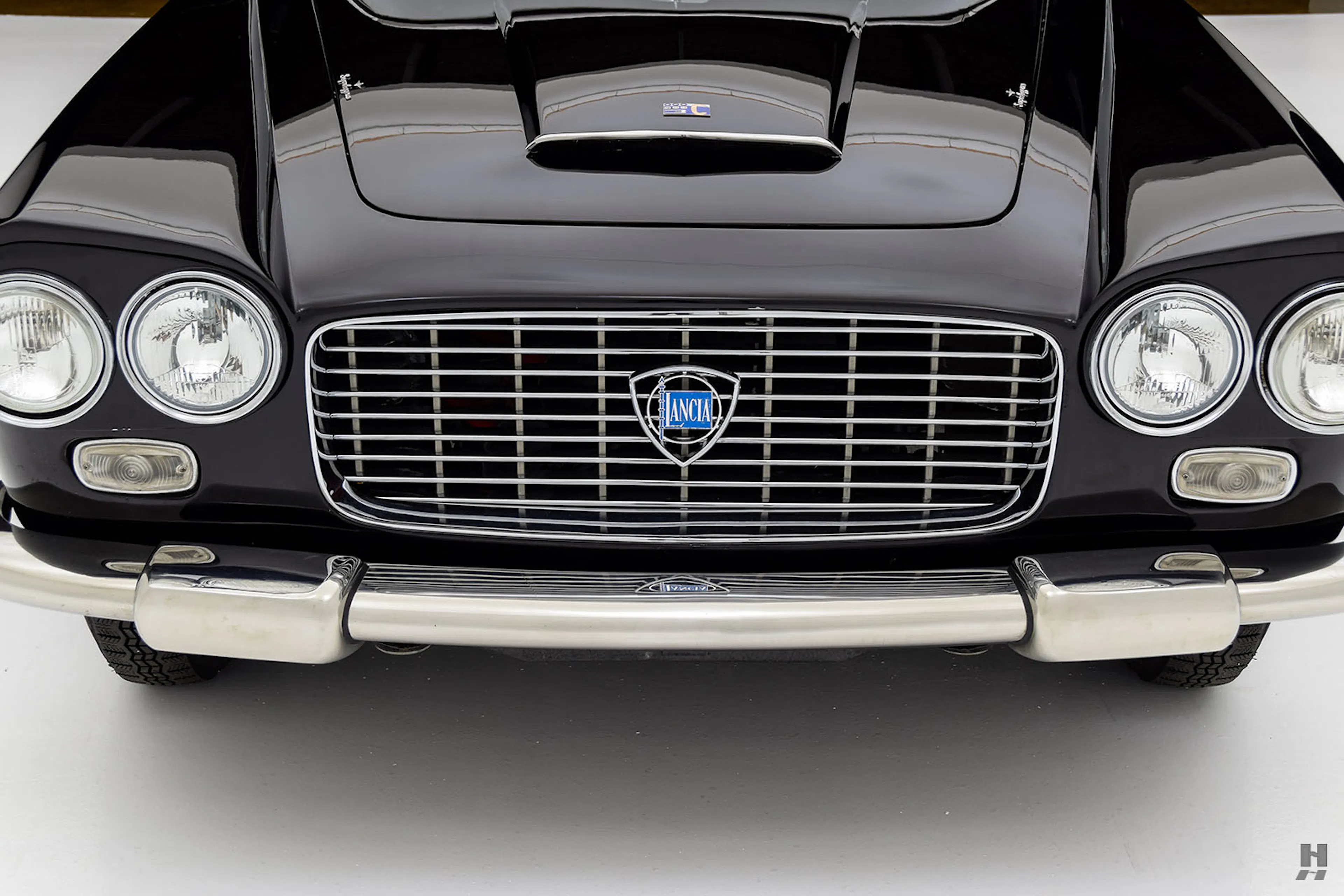 1963 Lancia Flaminia Touring GT 2dr Convertible Courtesy of Hyman Ltd.