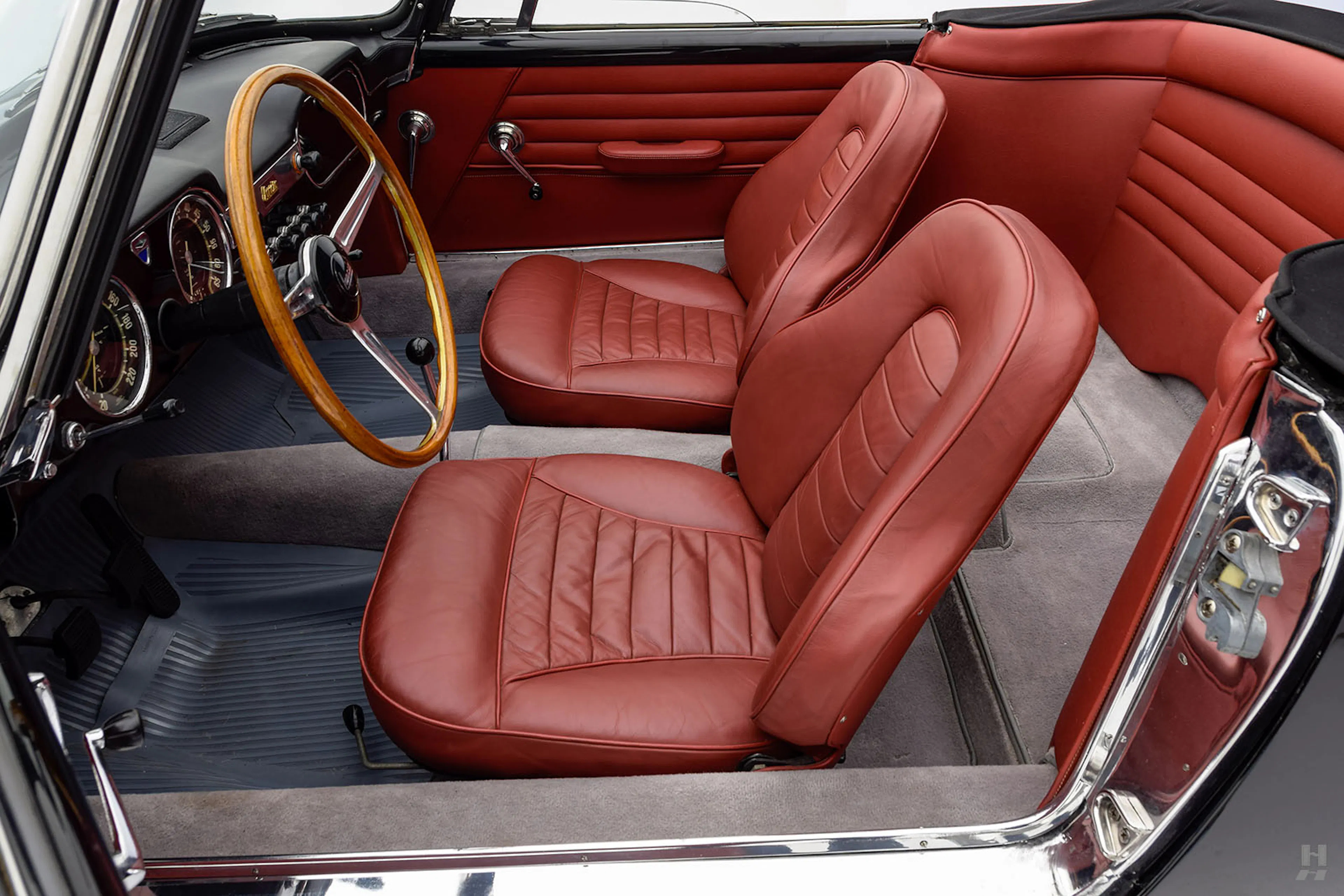 1963 Lancia Flaminia Touring GT 2dr Convertible Courtesy of Hyman Ltd.