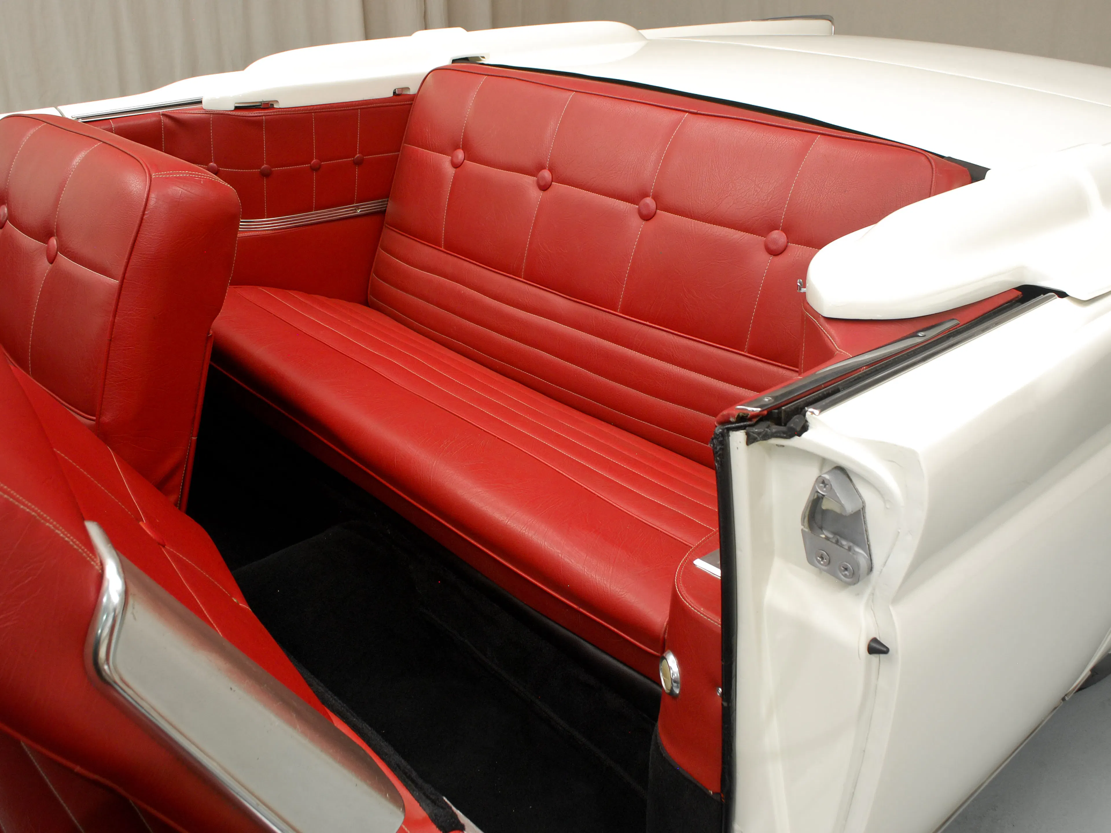 1959 Lincoln Continental Mk IV 2dr Convertible Courtesy of Hyman Ltd.