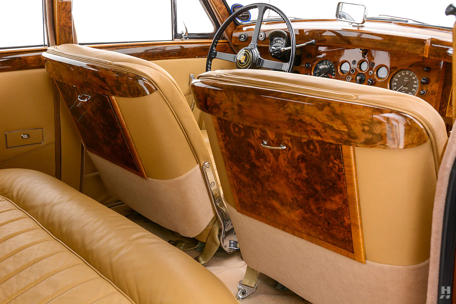 1960 Jaguar Mark IX 4dr Sedan Courtesy of Hyman Ltd.
