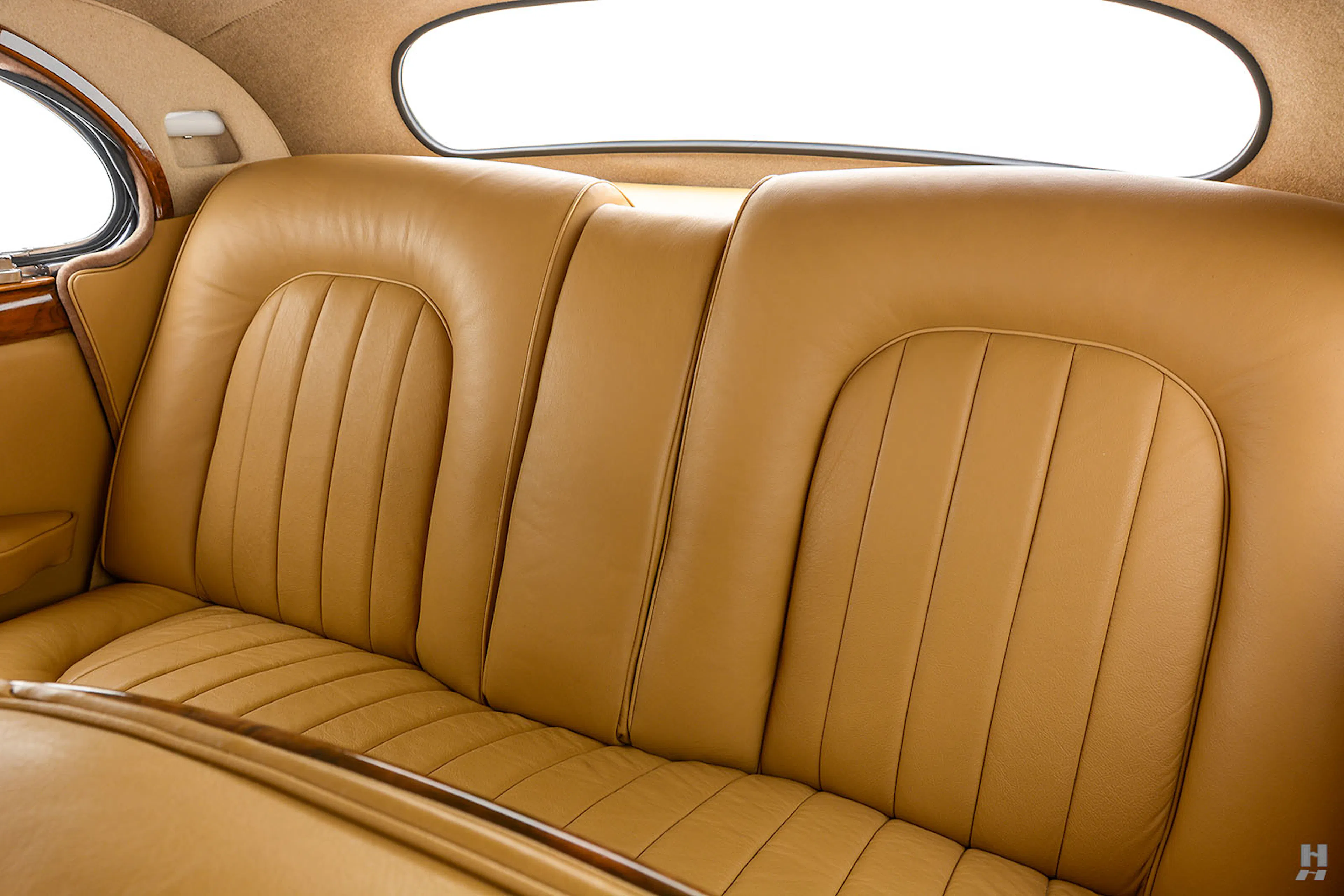 1960 Jaguar Mark IX 4dr Sedan Courtesy of Hyman Ltd.