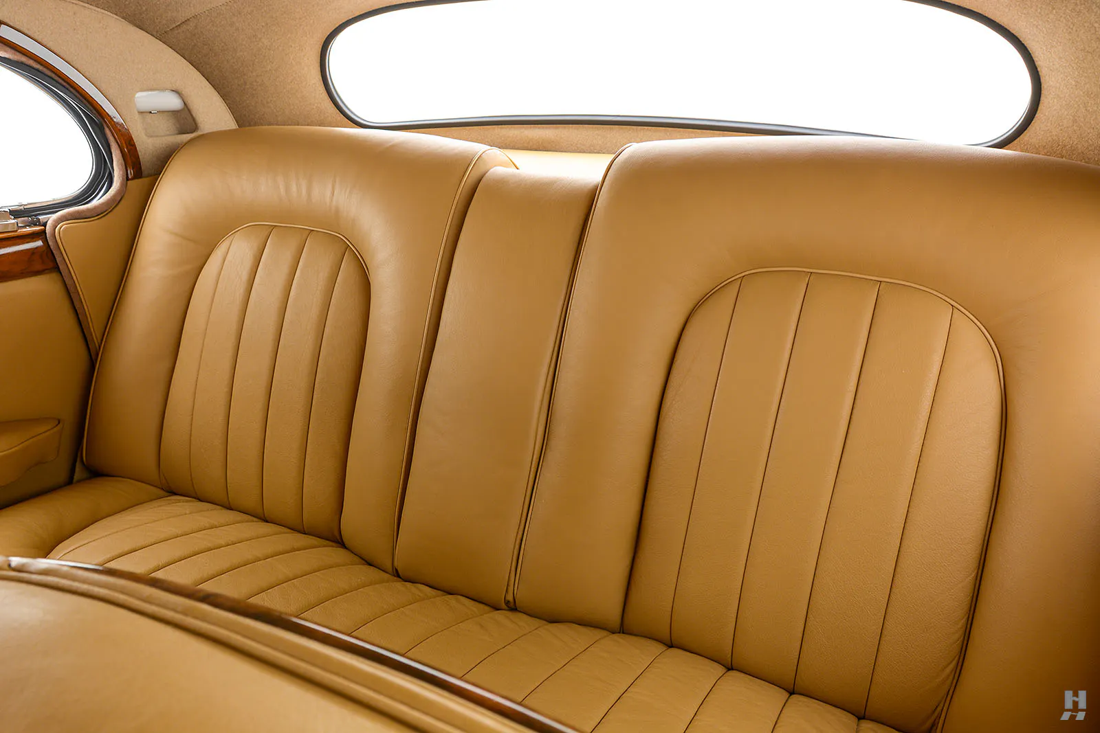 1960 Jaguar Mark IX 4dr Sedan Courtesy of Hyman Ltd.