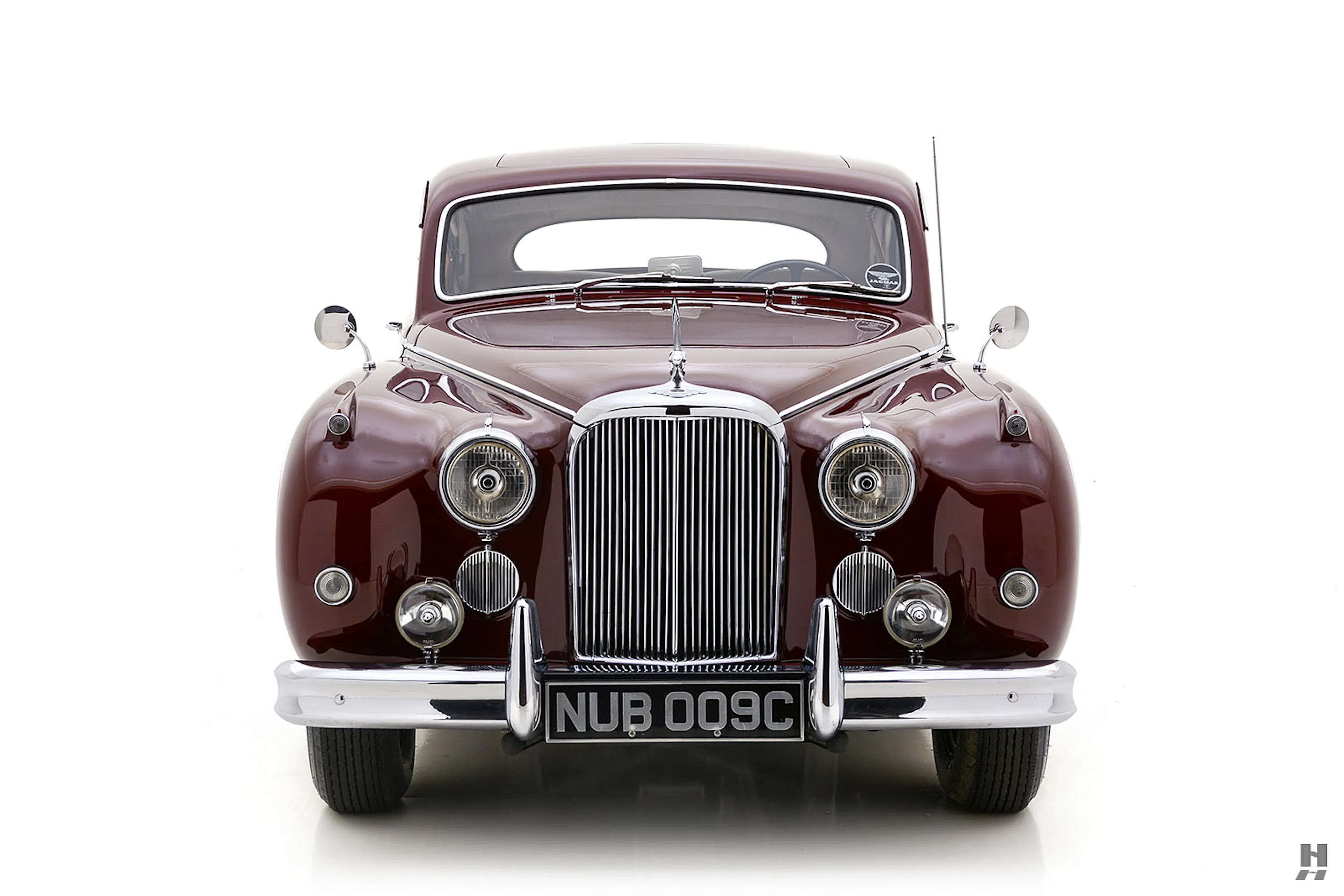 1960 Jaguar Mark IX 4dr Sedan Courtesy of Hyman Ltd.