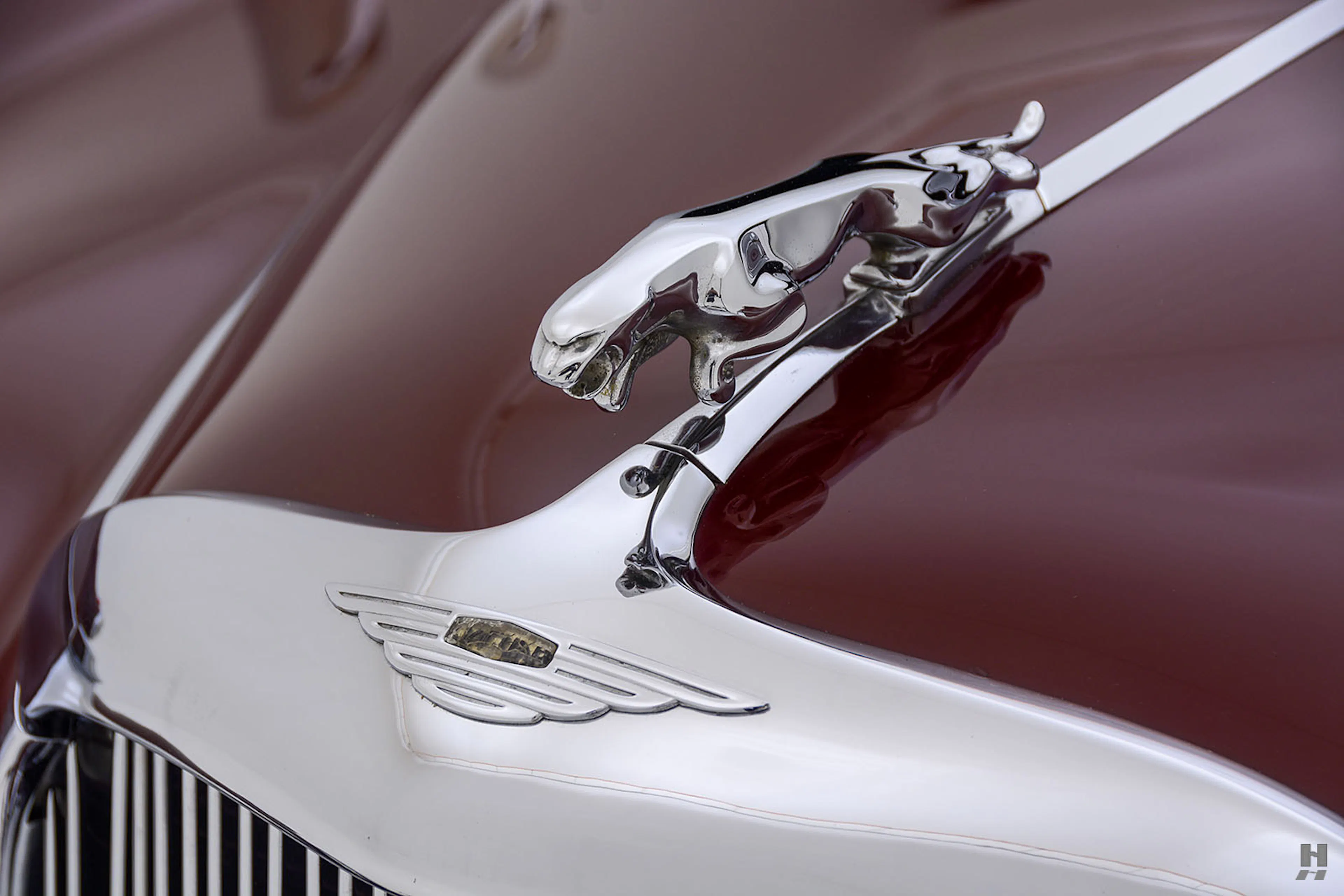 1960 Jaguar Mark IX 4dr Sedan Courtesy of Hyman Ltd.