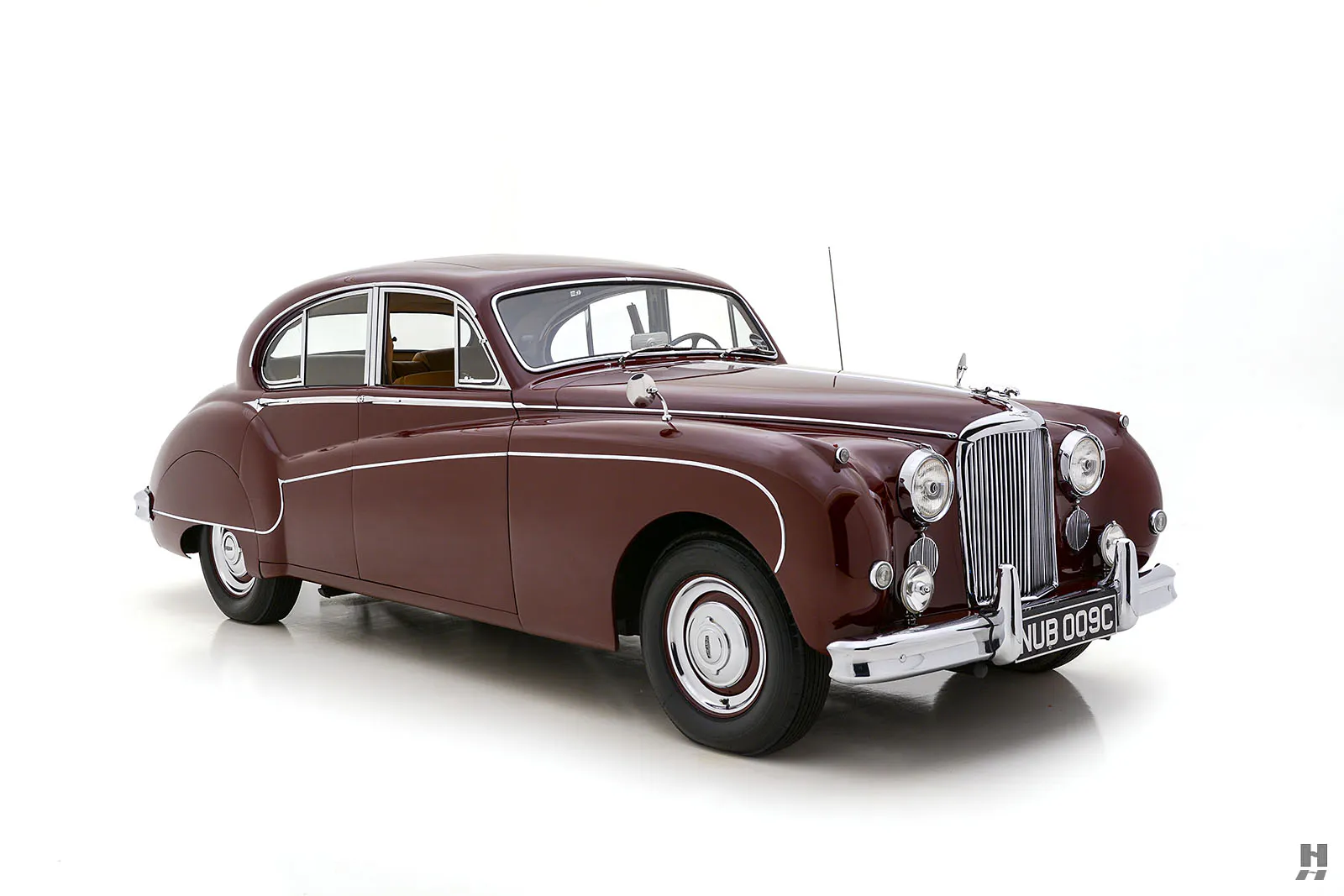 1960 Jaguar Mark IX 4dr Sedan Courtesy of Hyman Ltd.