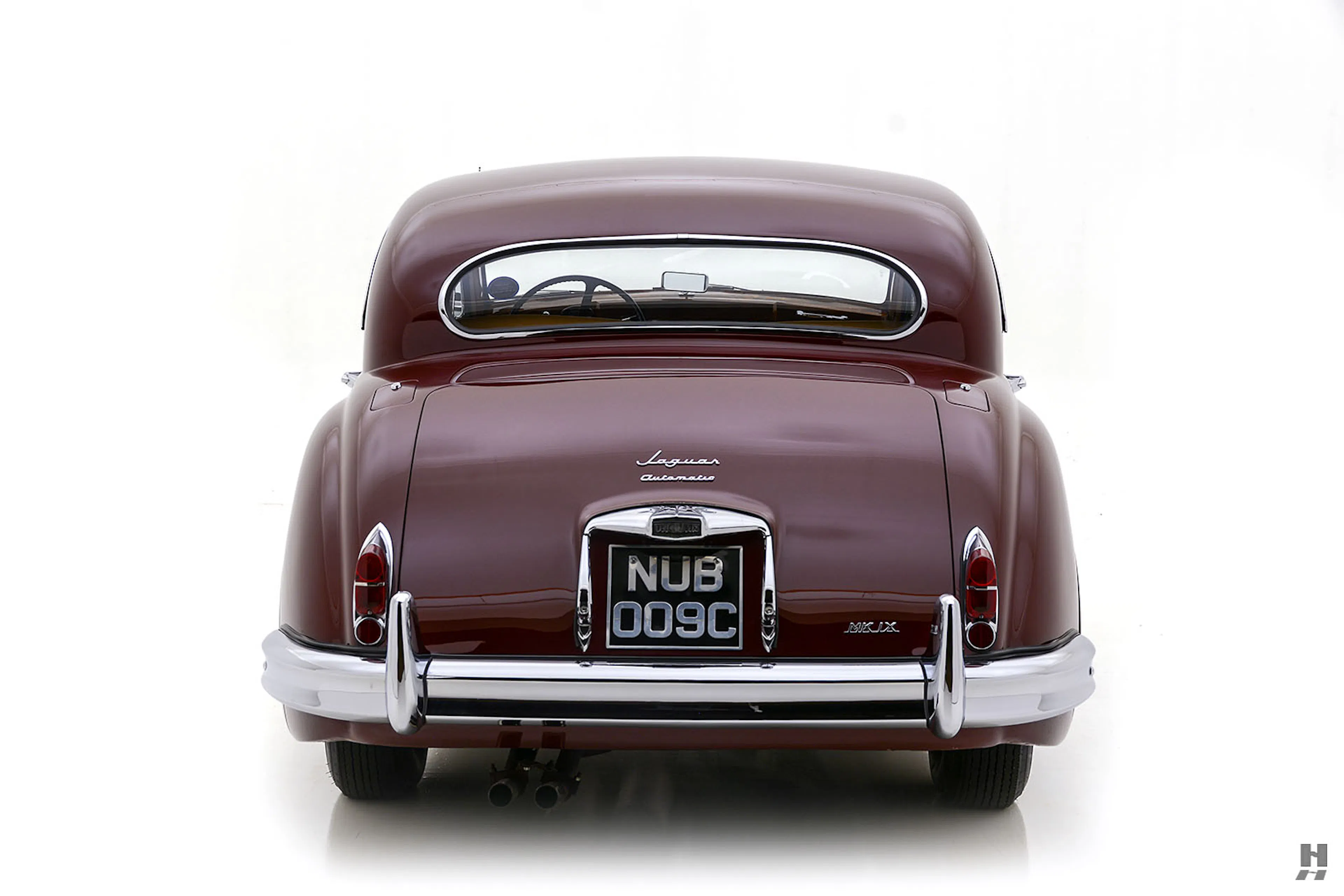1960 Jaguar Mark IX 4dr Sedan Courtesy of Hyman Ltd.