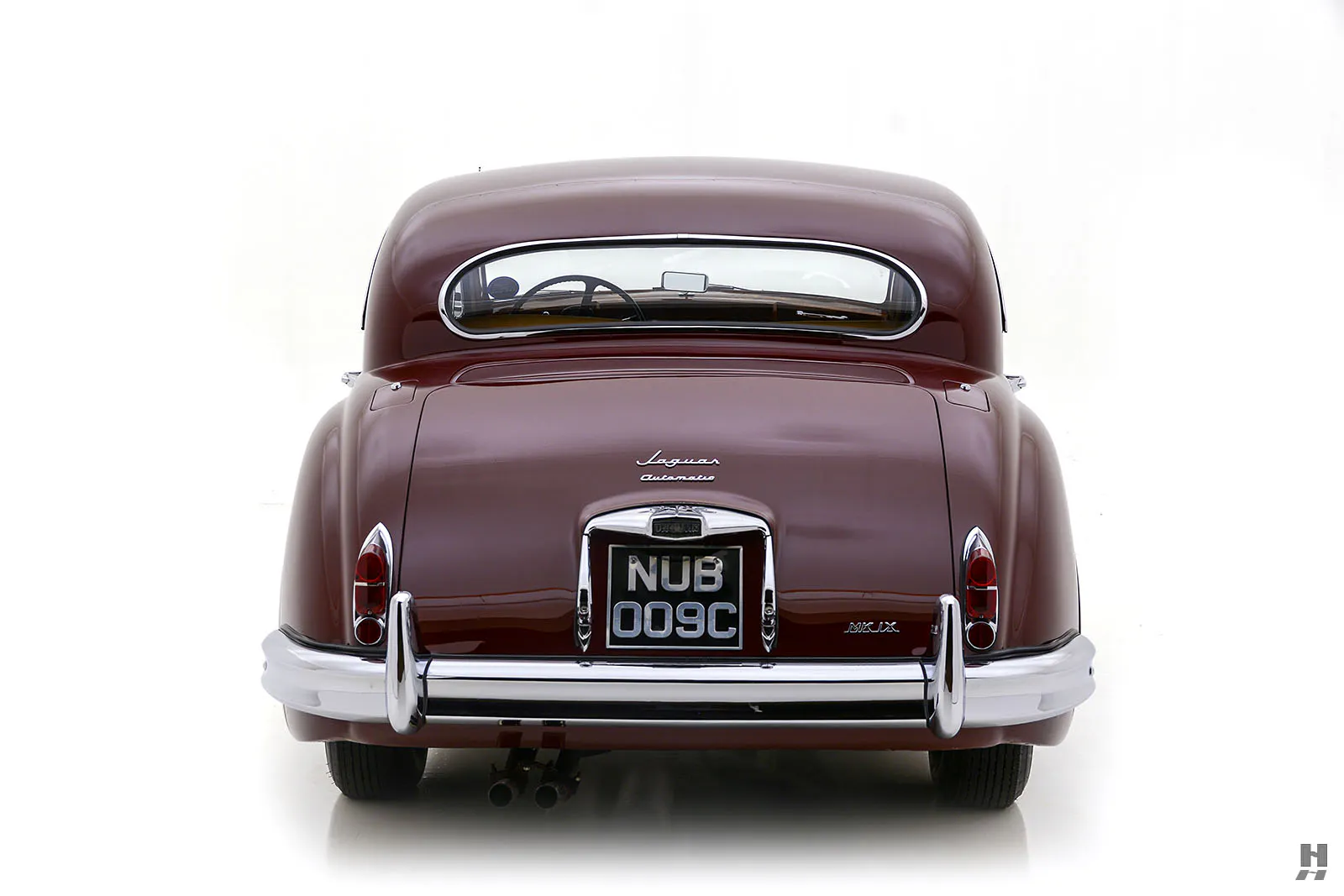 1960 Jaguar Mark IX 4dr Sedan Courtesy of Hyman Ltd.
