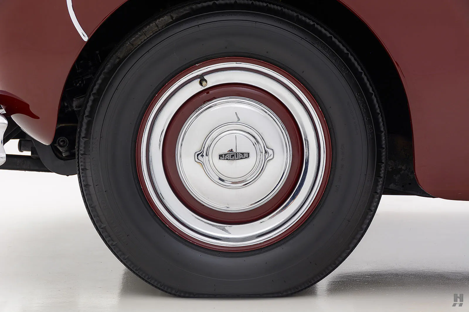1960 Jaguar Mark IX 4dr Sedan Courtesy of Hyman Ltd.