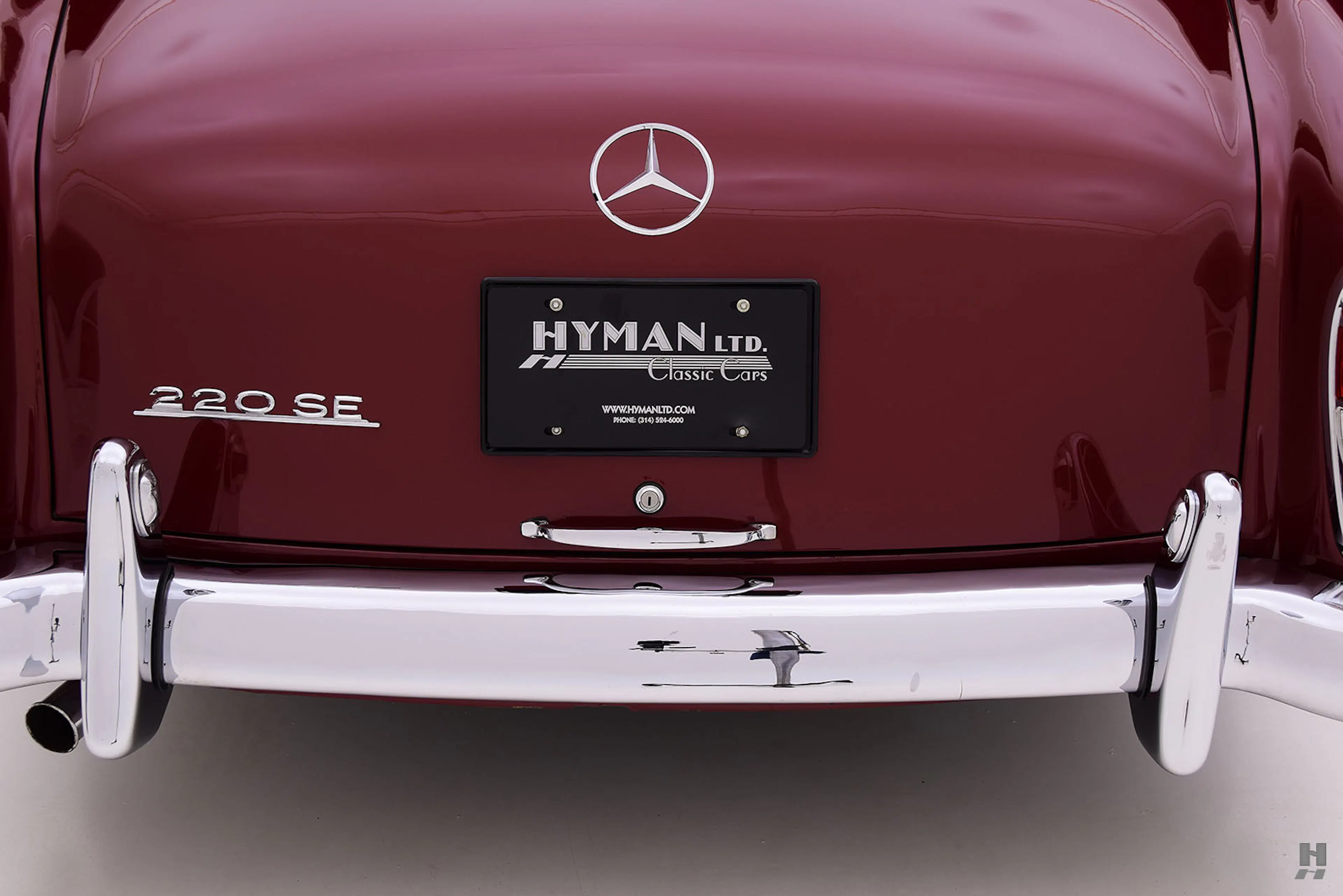 1960 Mercedes-Benz 220SEb 2dr Convertible Courtesy of Hyman Ltd.