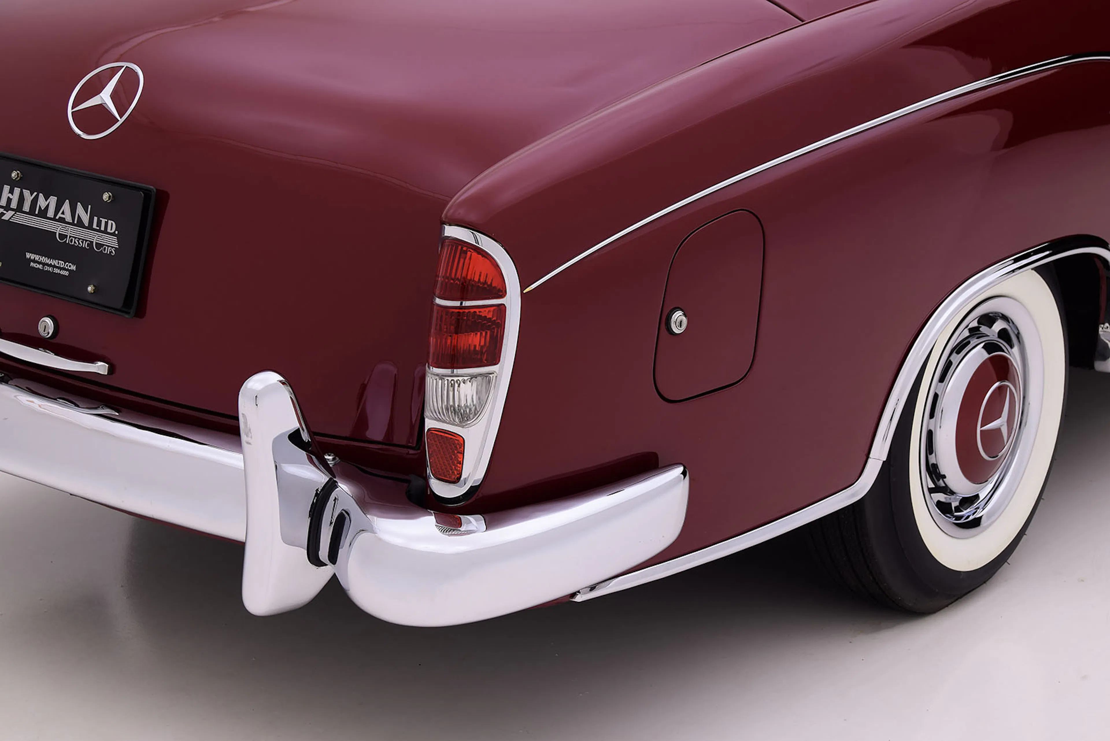 1960 Mercedes-Benz 220SEb 2dr Convertible Courtesy of Hyman Ltd.