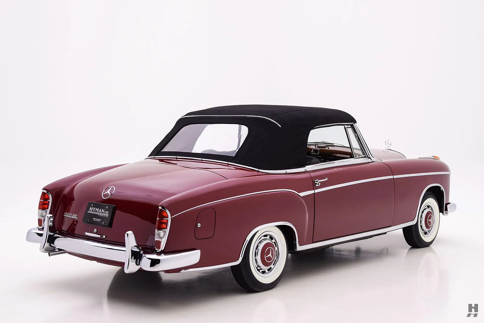 1960 Mercedes-Benz 220SEb 2dr Convertible Courtesy of Hyman Ltd.