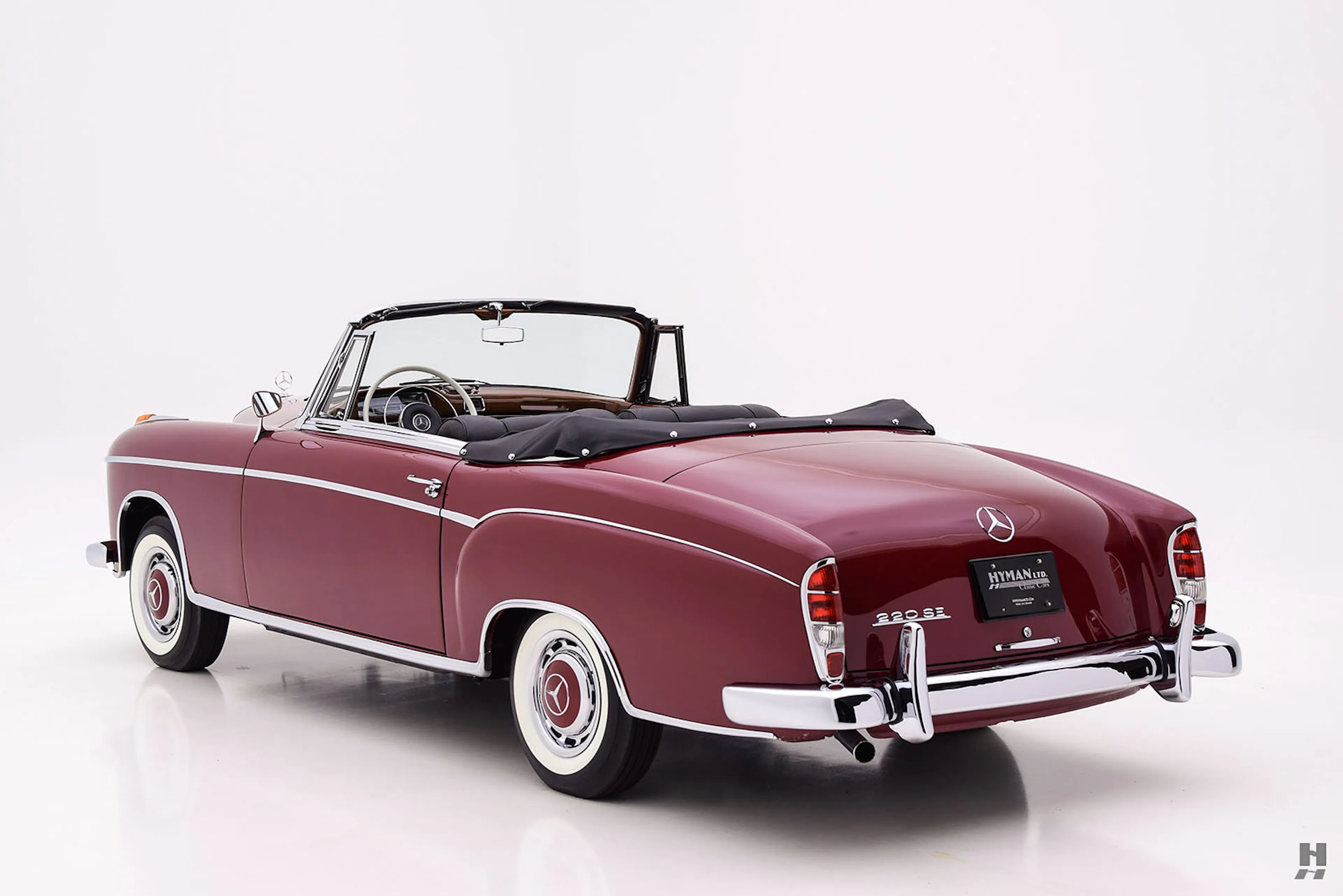 1960 Mercedes-Benz 220SEb 2dr Convertible Courtesy of Hyman Ltd.