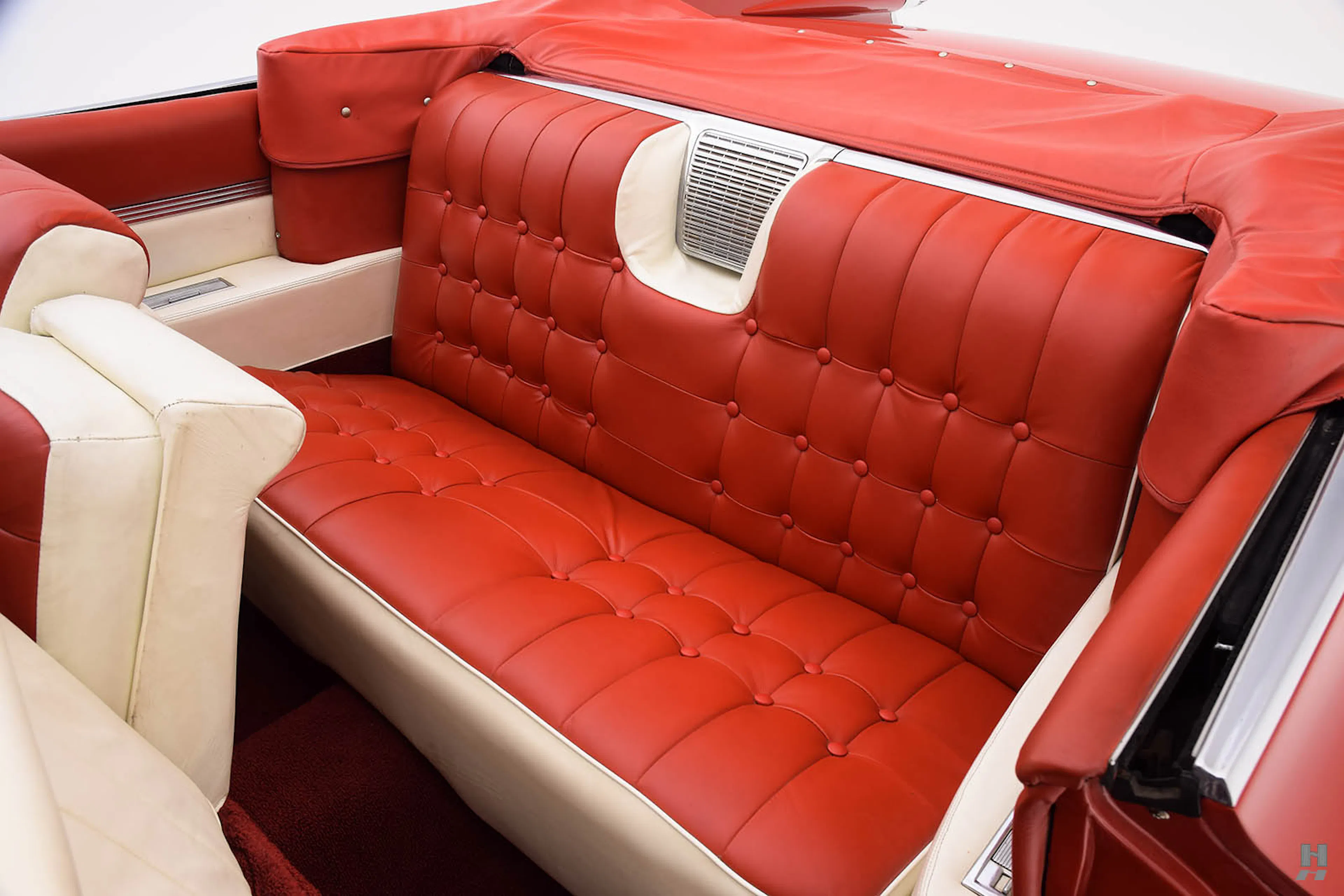 1959 Cadillac Series 62 2dr Convertible Courtesy of Hyman Ltd.