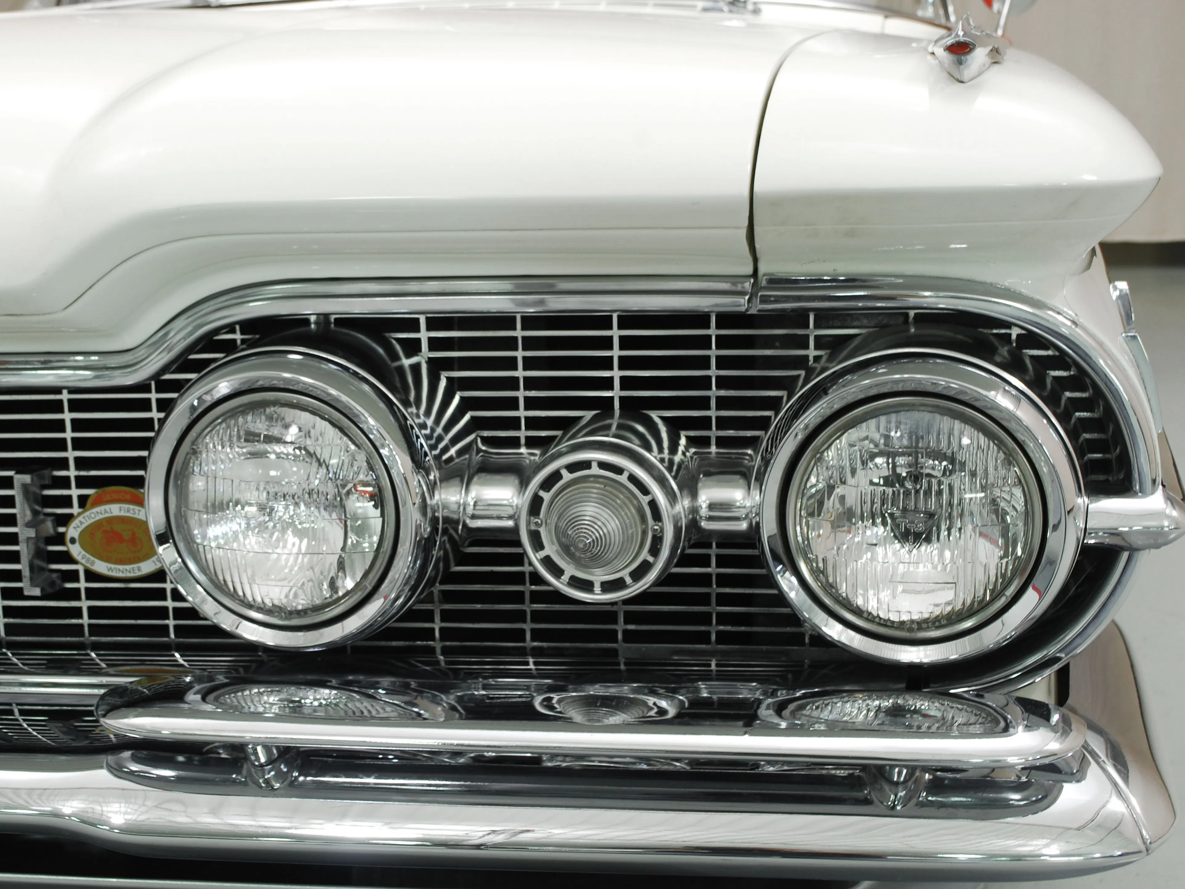1959 Oldsmobile Super 88 2dr Convertible Courtesy of Hyman Ltd.