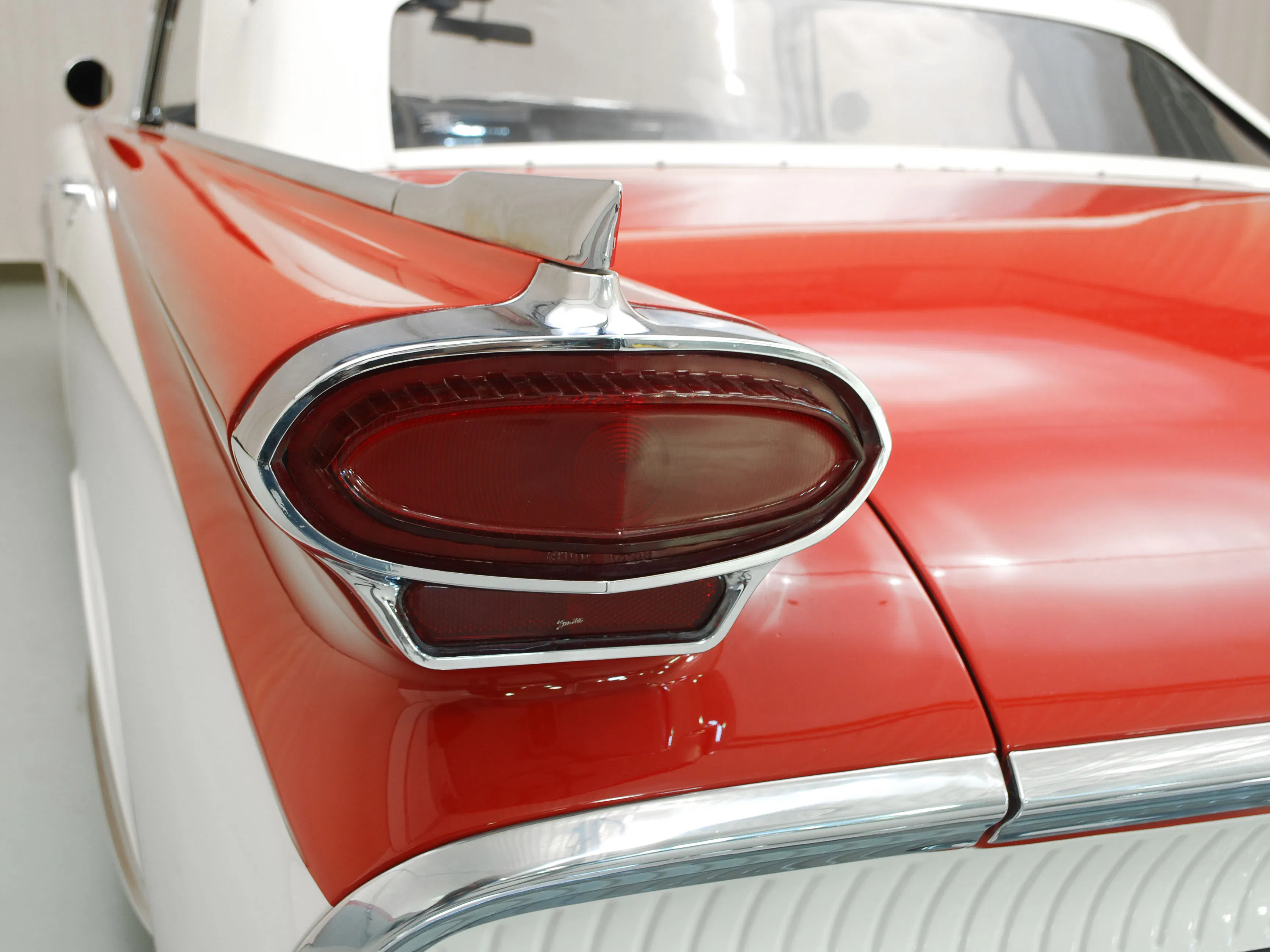 1959 Oldsmobile Super 88 2dr Convertible Courtesy of Hyman Ltd.