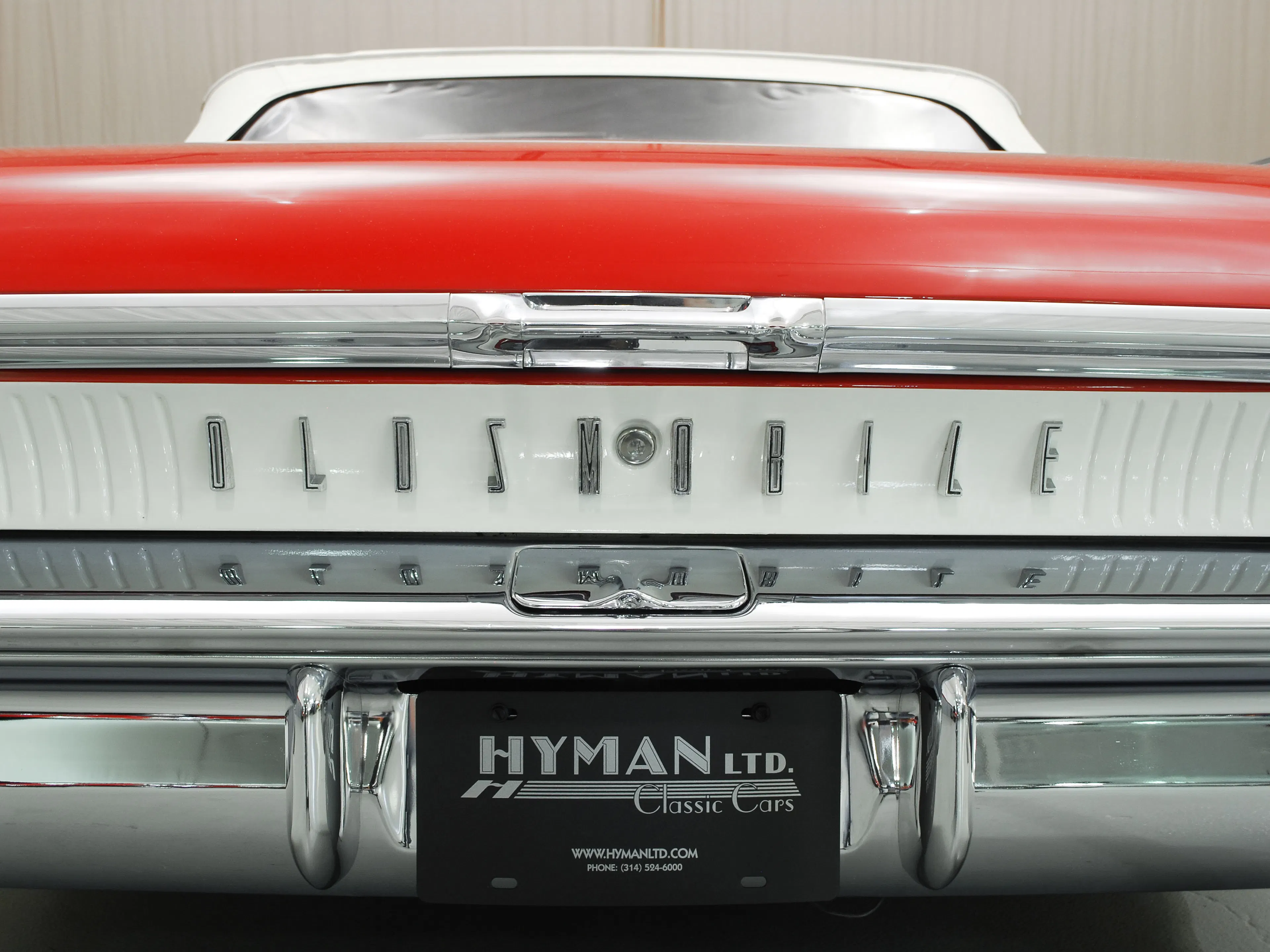 1959 Oldsmobile Super 88 2dr Convertible Courtesy of Hyman Ltd.