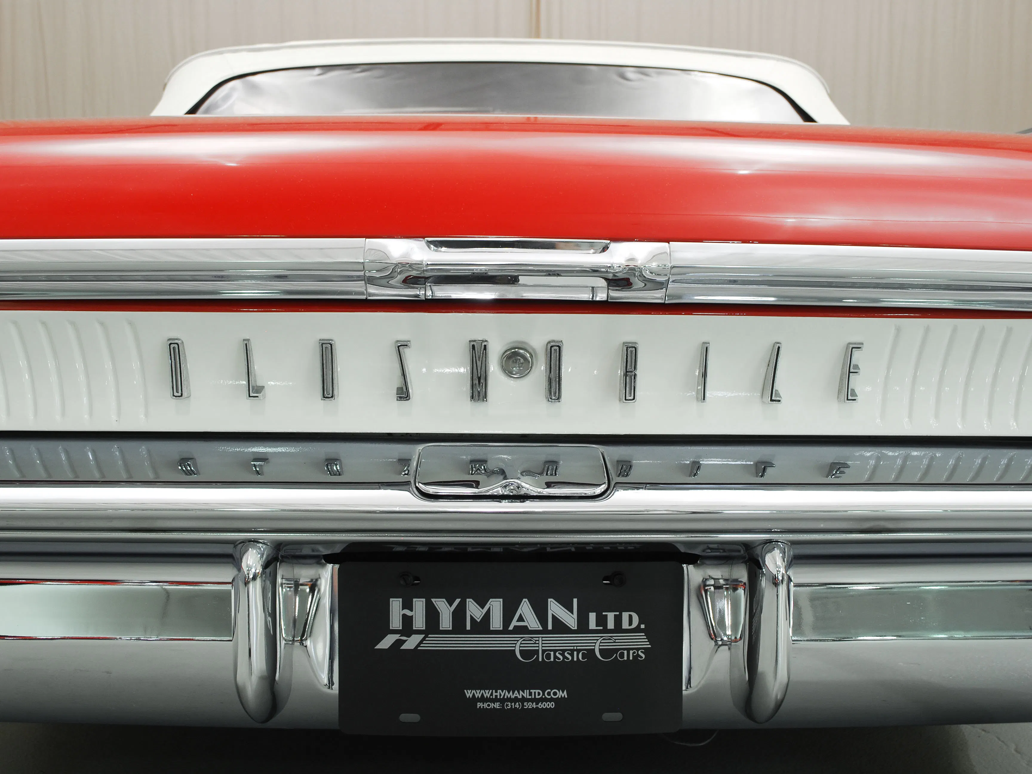 1959 Oldsmobile Super 88 2dr Convertible Courtesy of Hyman Ltd.