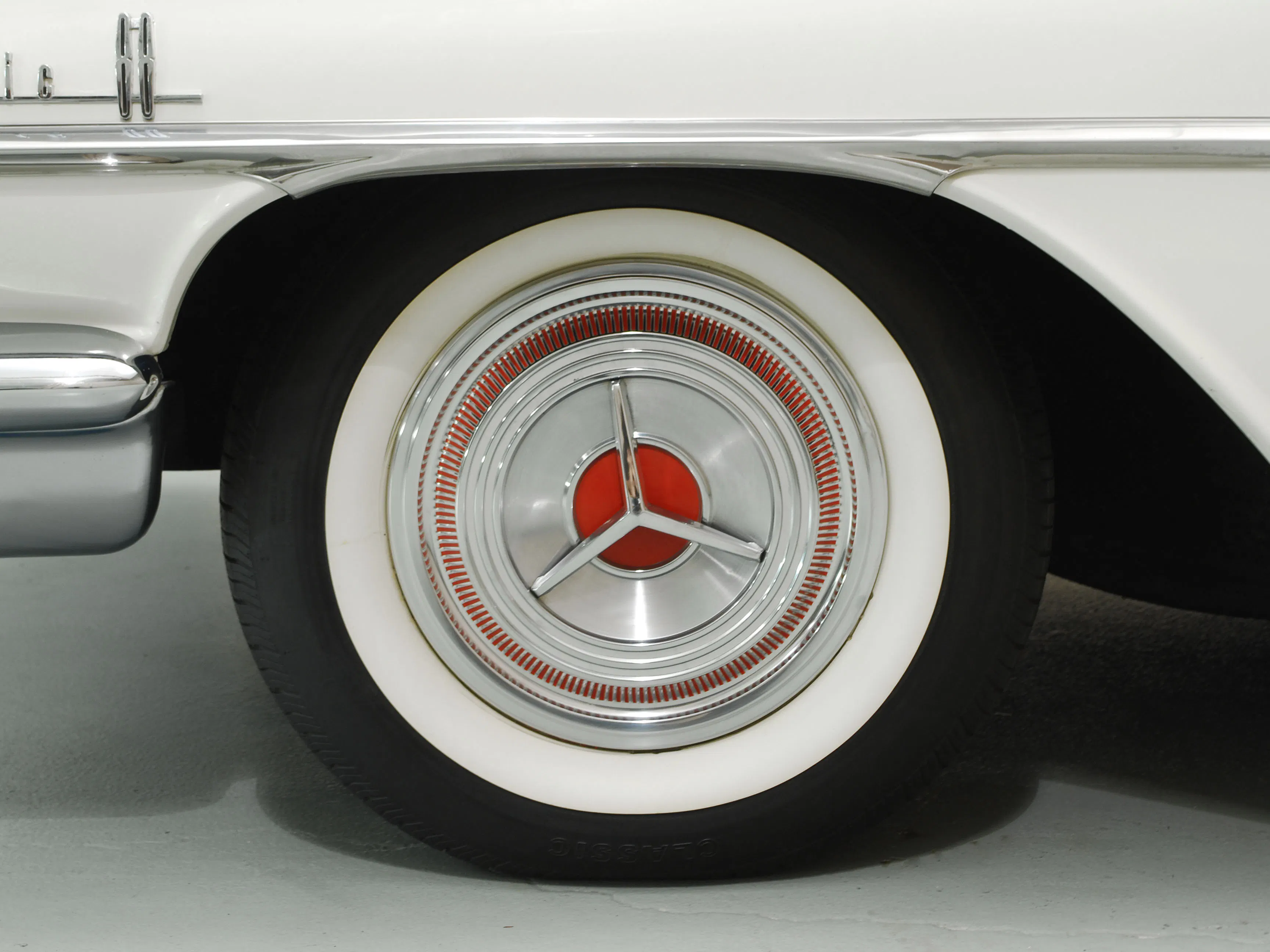 1959 Oldsmobile Super 88 2dr Convertible Courtesy of Hyman Ltd.