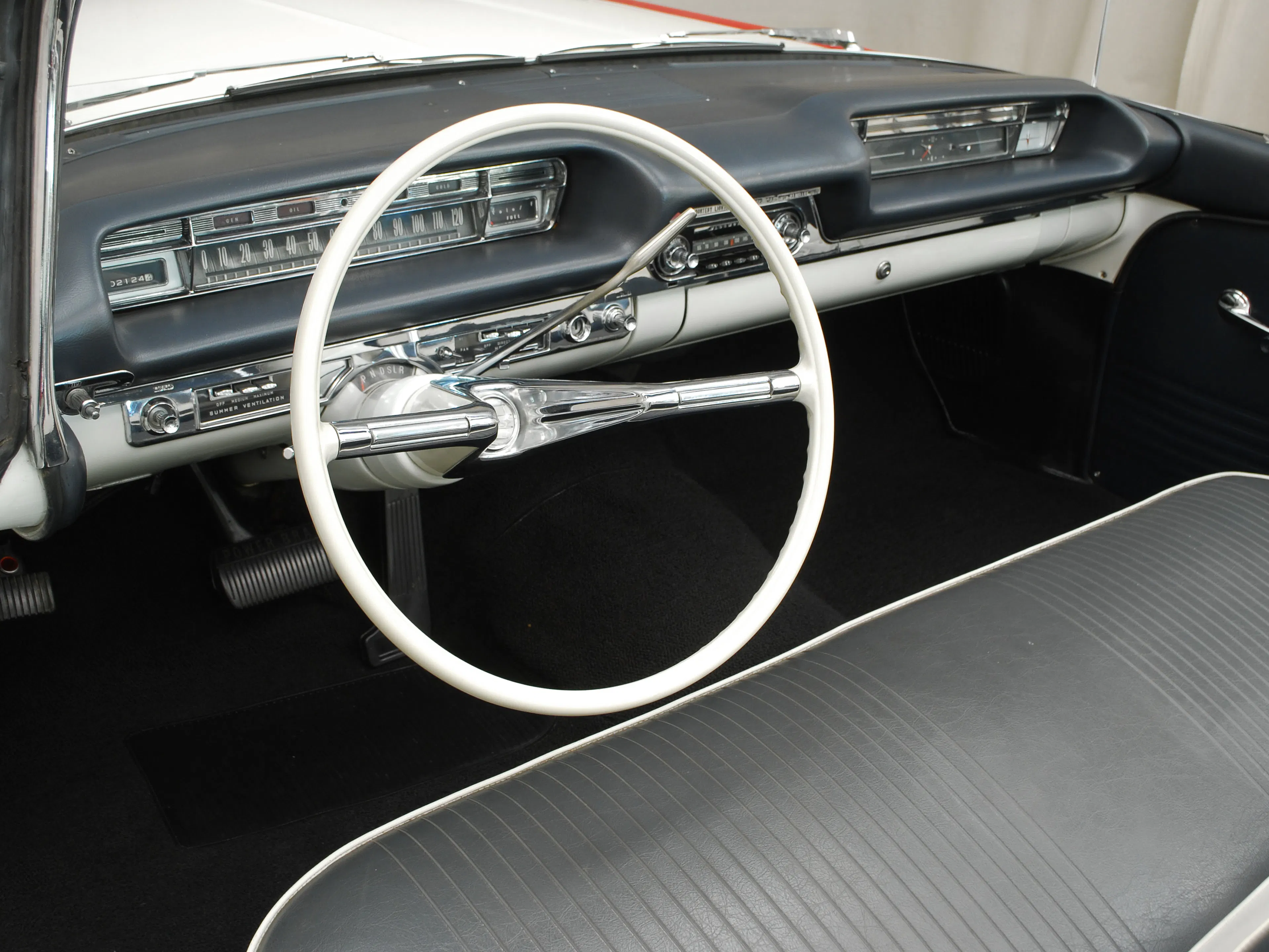 1959 Oldsmobile Super 88 2dr Convertible Courtesy of Hyman Ltd.