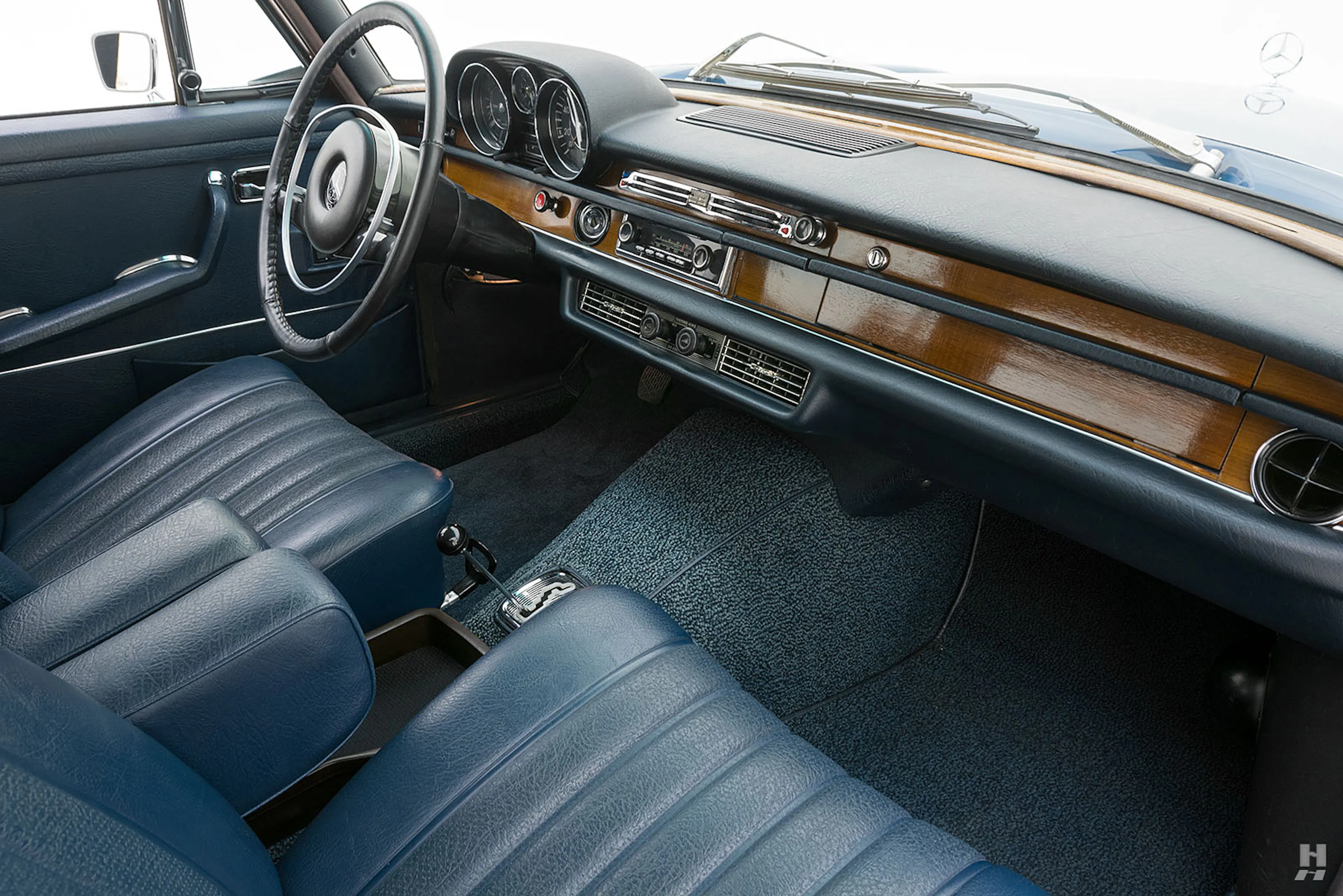 1969 Mercedes-Benz 280S 4dr Sedan Courtesy of Hyman Ltd.