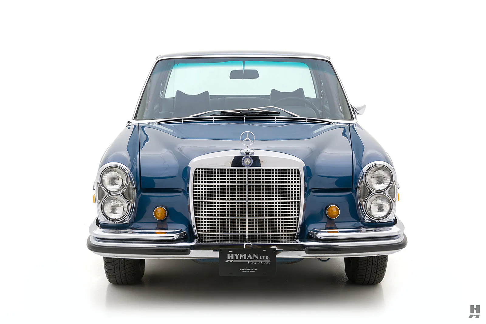 1969 Mercedes-Benz 280S 4dr Sedan Courtesy of Hyman Ltd.