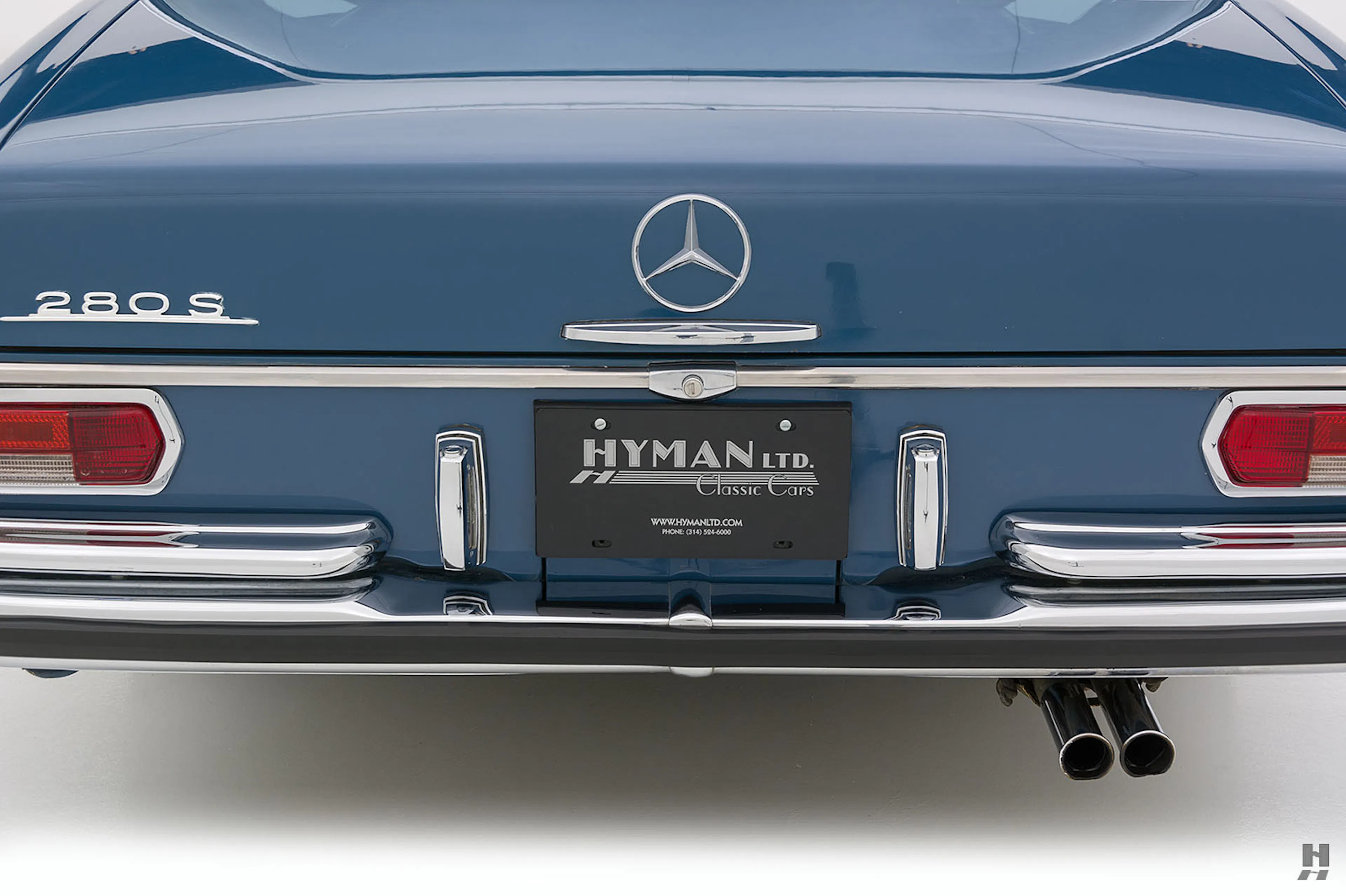 1969 Mercedes-Benz 280S 4dr Sedan Courtesy of Hyman Ltd.