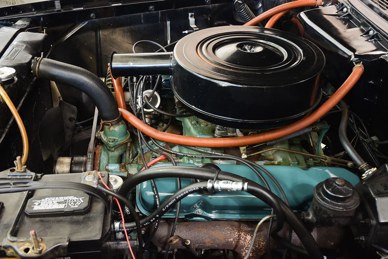 1962 Chrysler New Yorker 4dr Sedan Courtesy of Hyman Ltd.