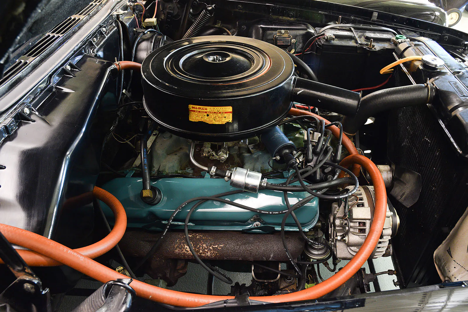 1962 Chrysler New Yorker 4dr Sedan Courtesy of Hyman Ltd.