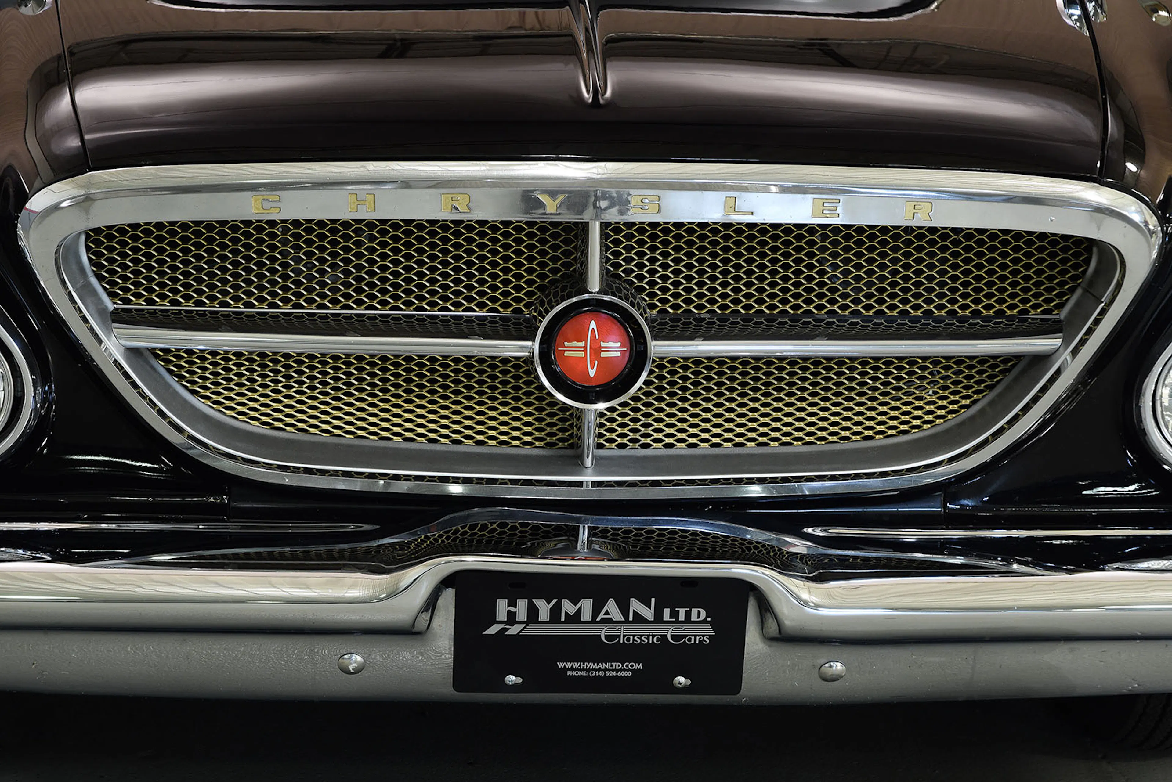 1962 Chrysler New Yorker 4dr Sedan Courtesy of Hyman Ltd.