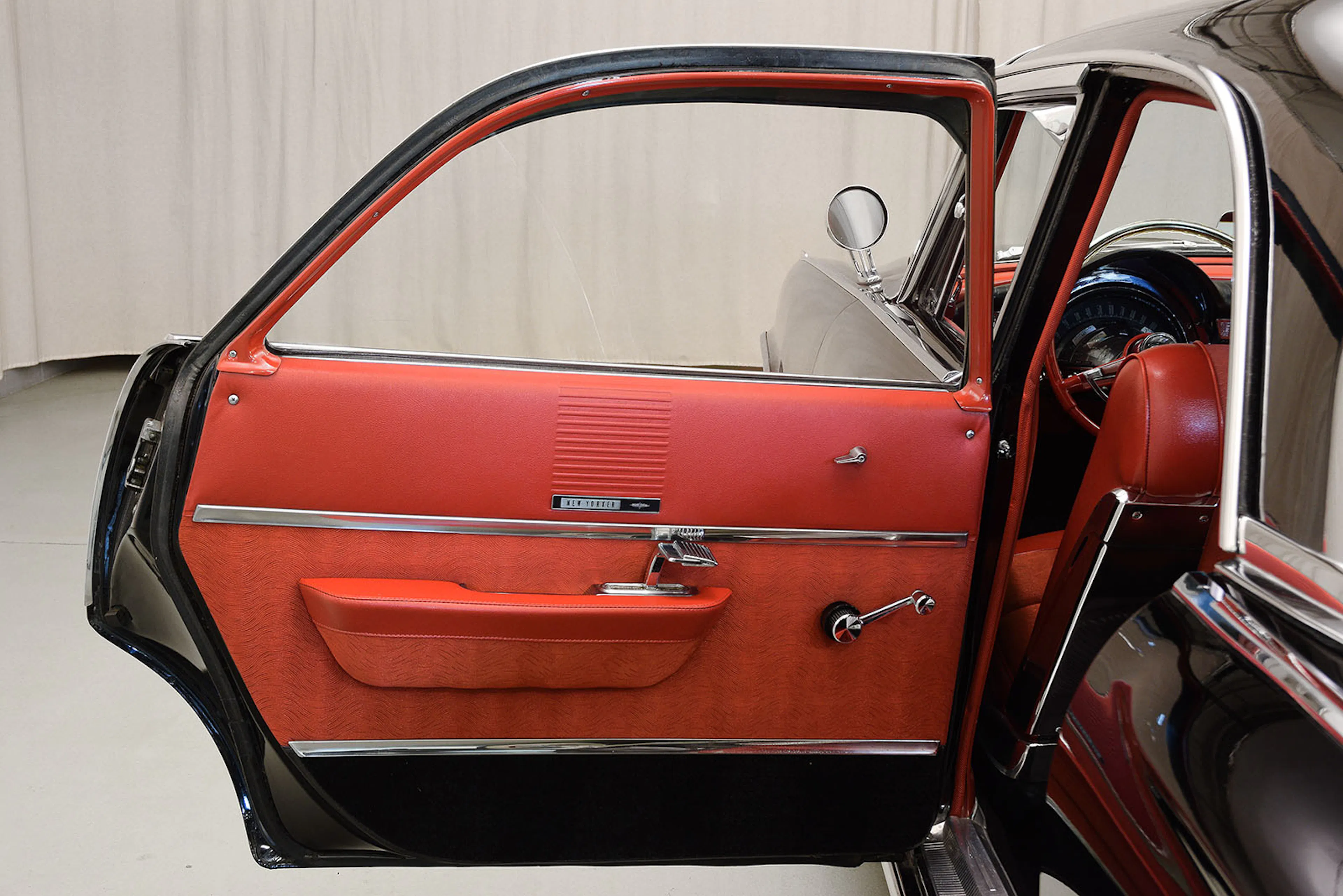 1962 Chrysler New Yorker 4dr Sedan Courtesy of Hyman Ltd.