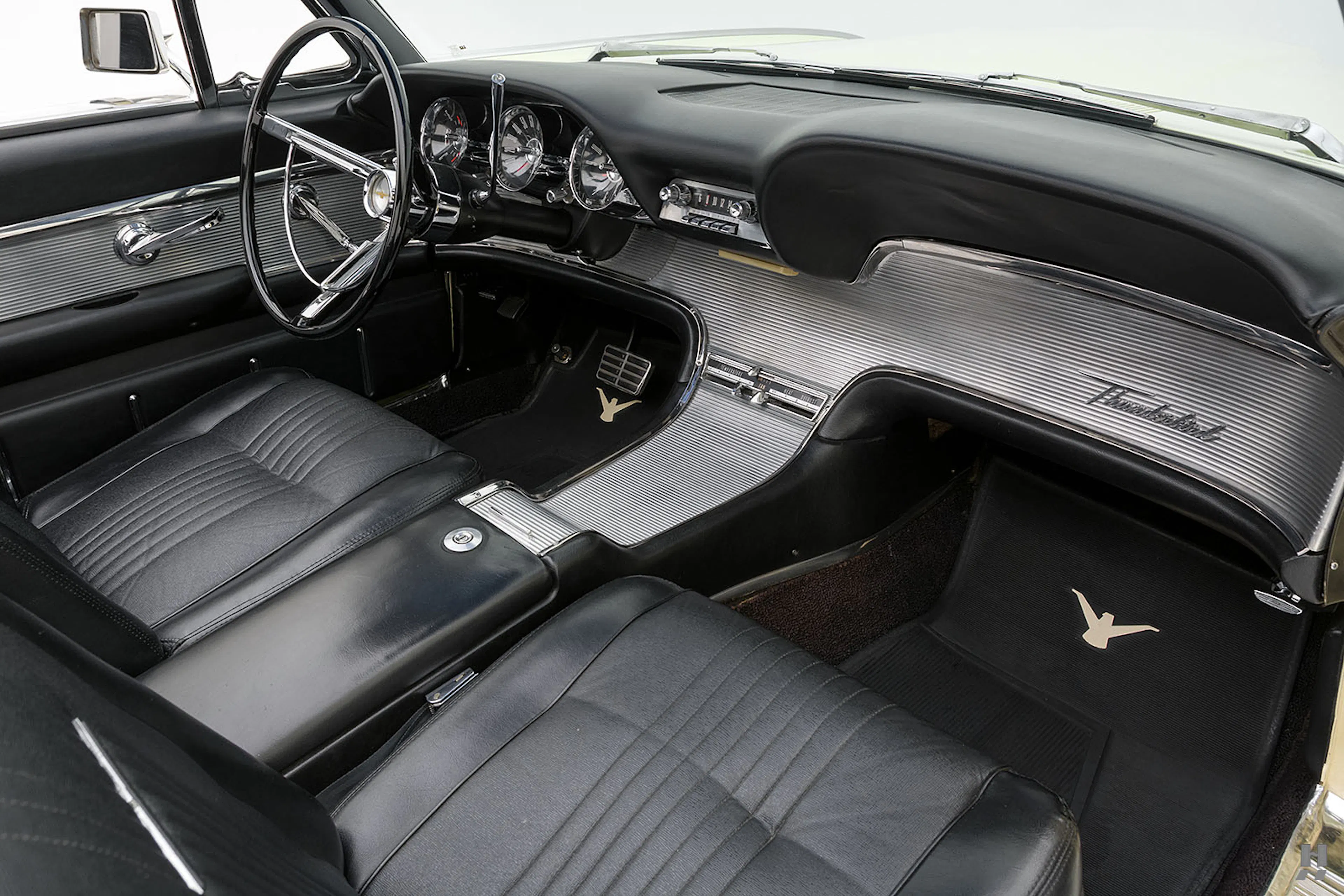 1963 Ford Thunderbird 2dr Convertible Courtesy of Hyman Ltd.