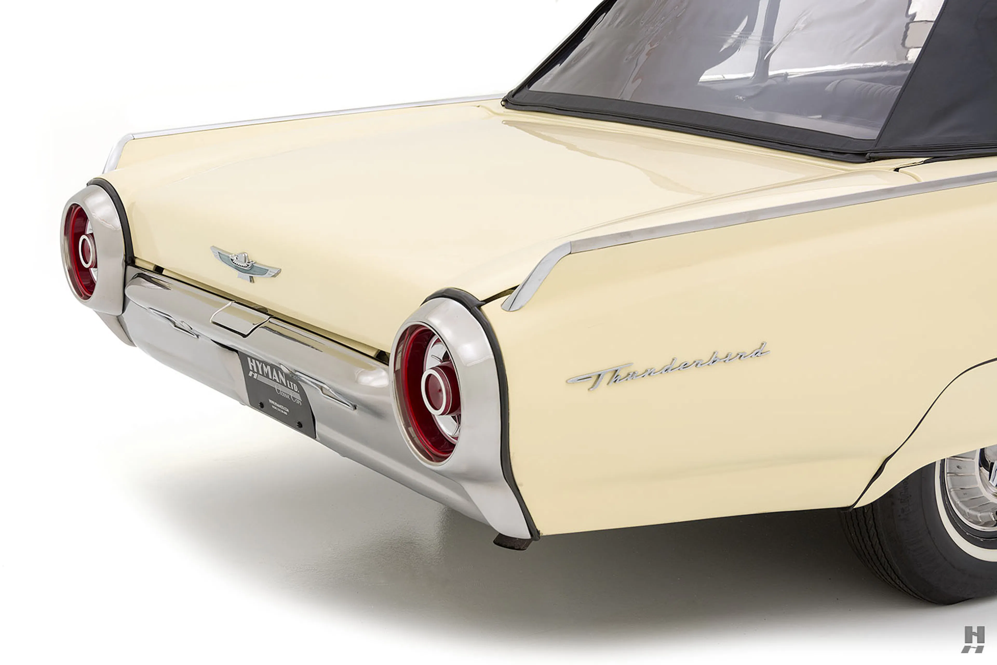 1963 Ford Thunderbird 2dr Convertible Courtesy of Hyman Ltd.