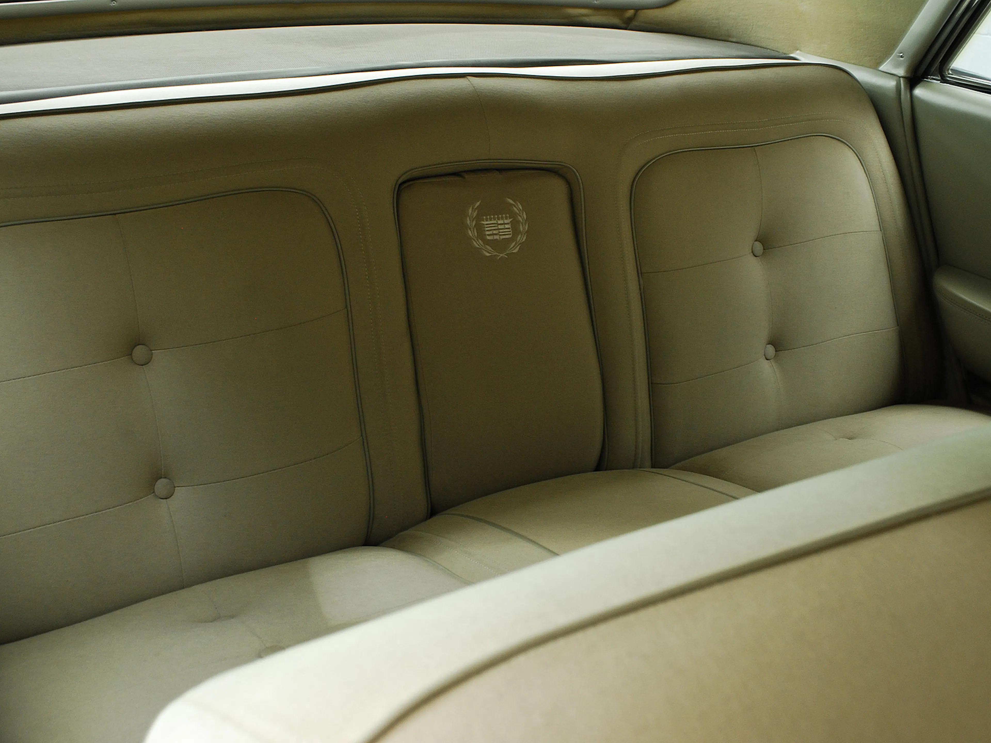 1962 Cadillac Fleetwood 60 Special 4dr Sedan Courtesy of Hyman Ltd.