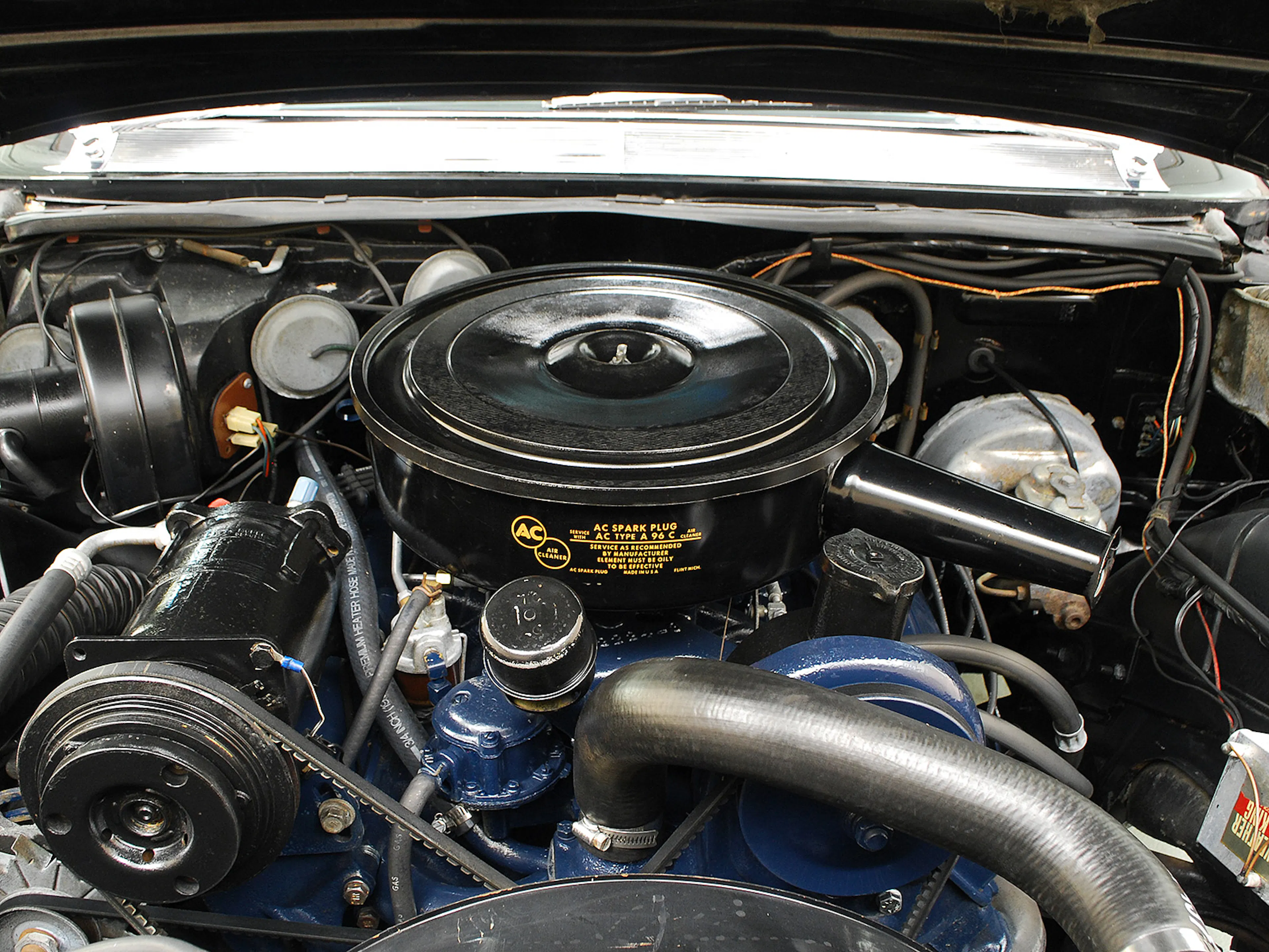 1962 Cadillac Fleetwood 60 Special 4dr Sedan Courtesy of Hyman Ltd.
