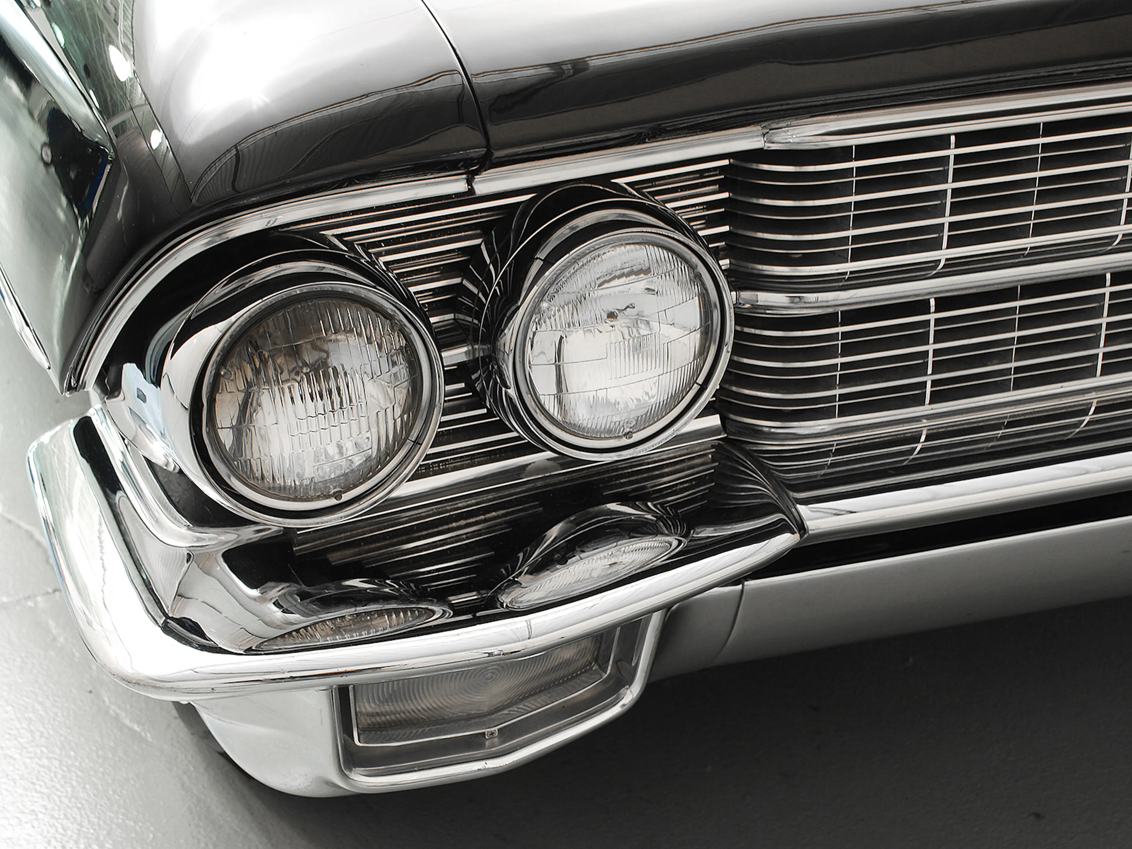 1962 Cadillac Fleetwood 60 Special 4dr Sedan Courtesy of Hyman Ltd.