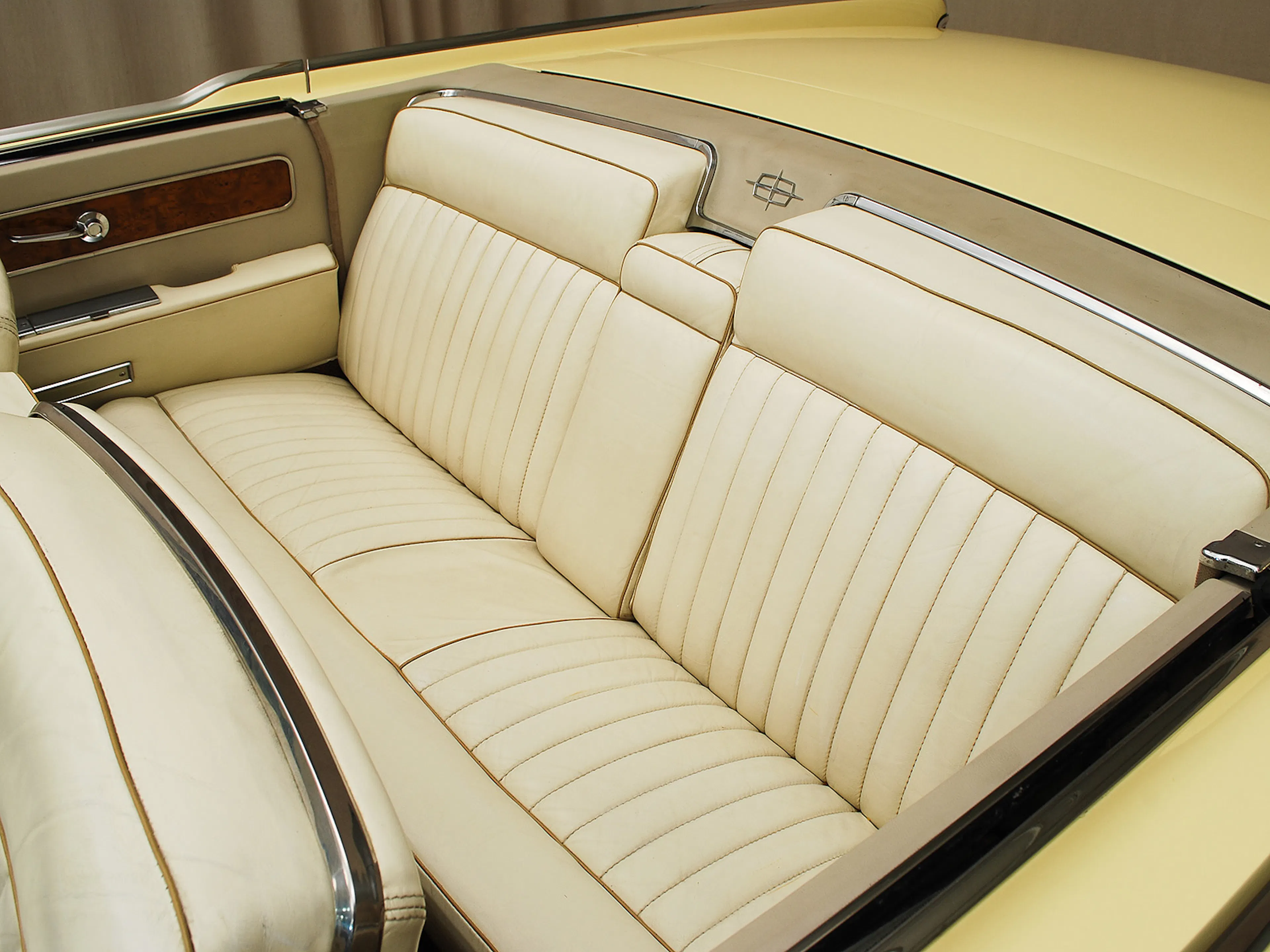 1961 Lincoln Continental 4dr Convertible Courtesy of Hyman Ltd.