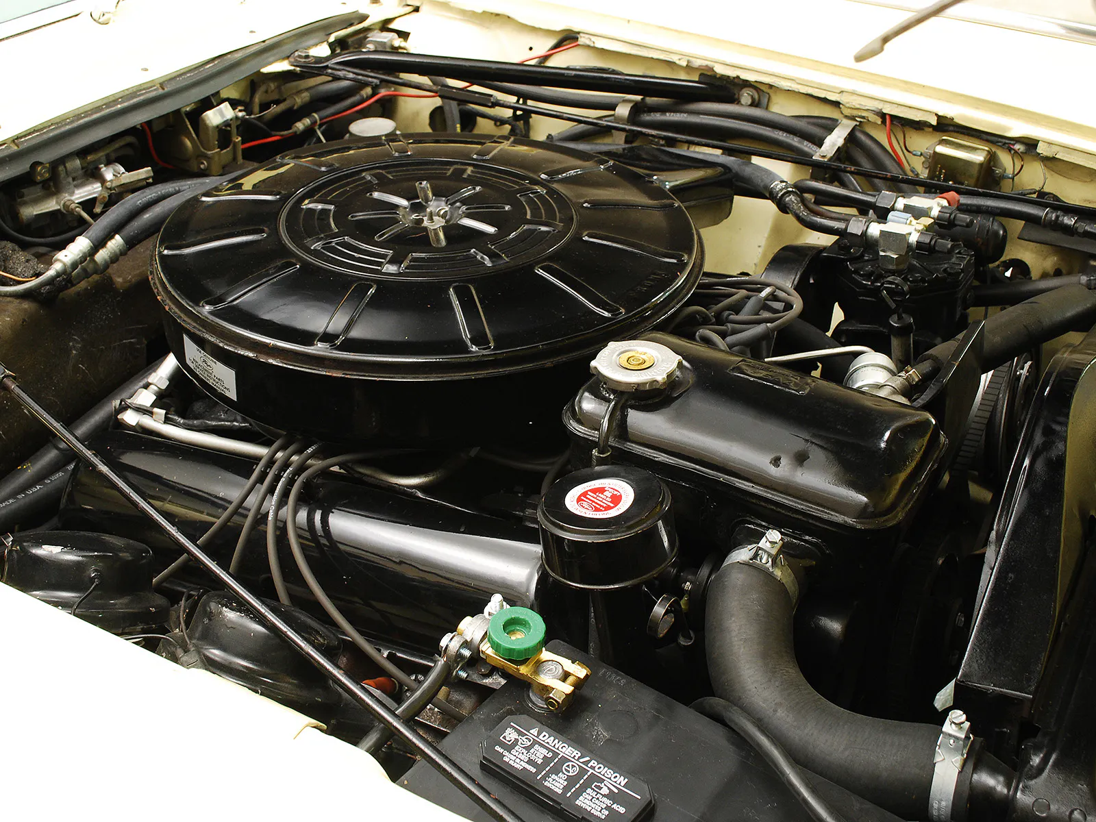 1961 Lincoln Continental 4dr Convertible Courtesy of Hyman Ltd.