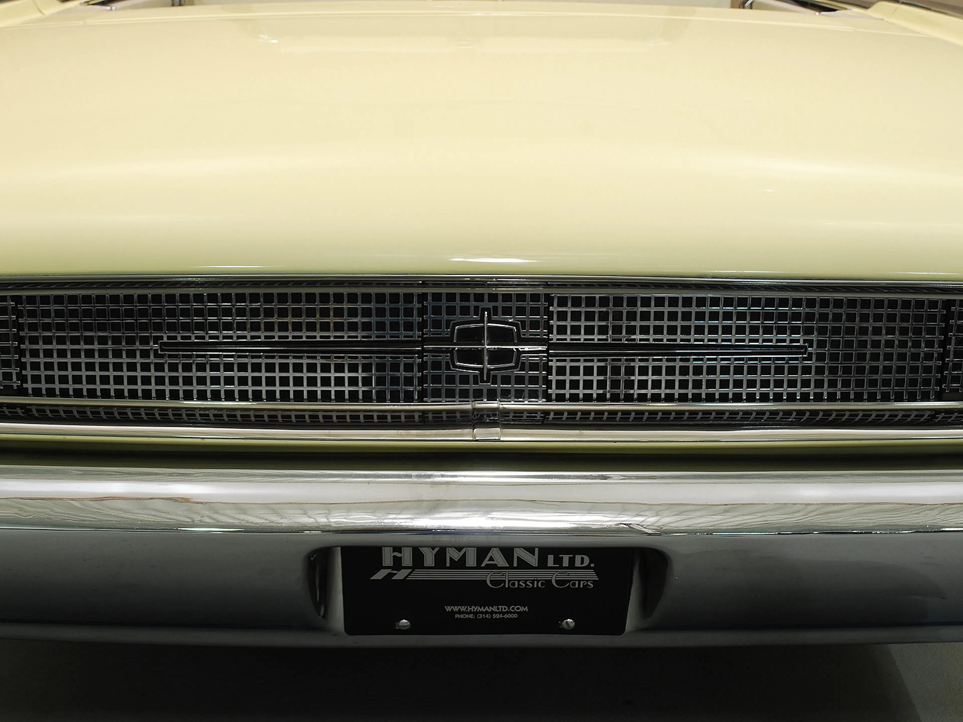 1961 Lincoln Continental 4dr Convertible Courtesy of Hyman Ltd.
